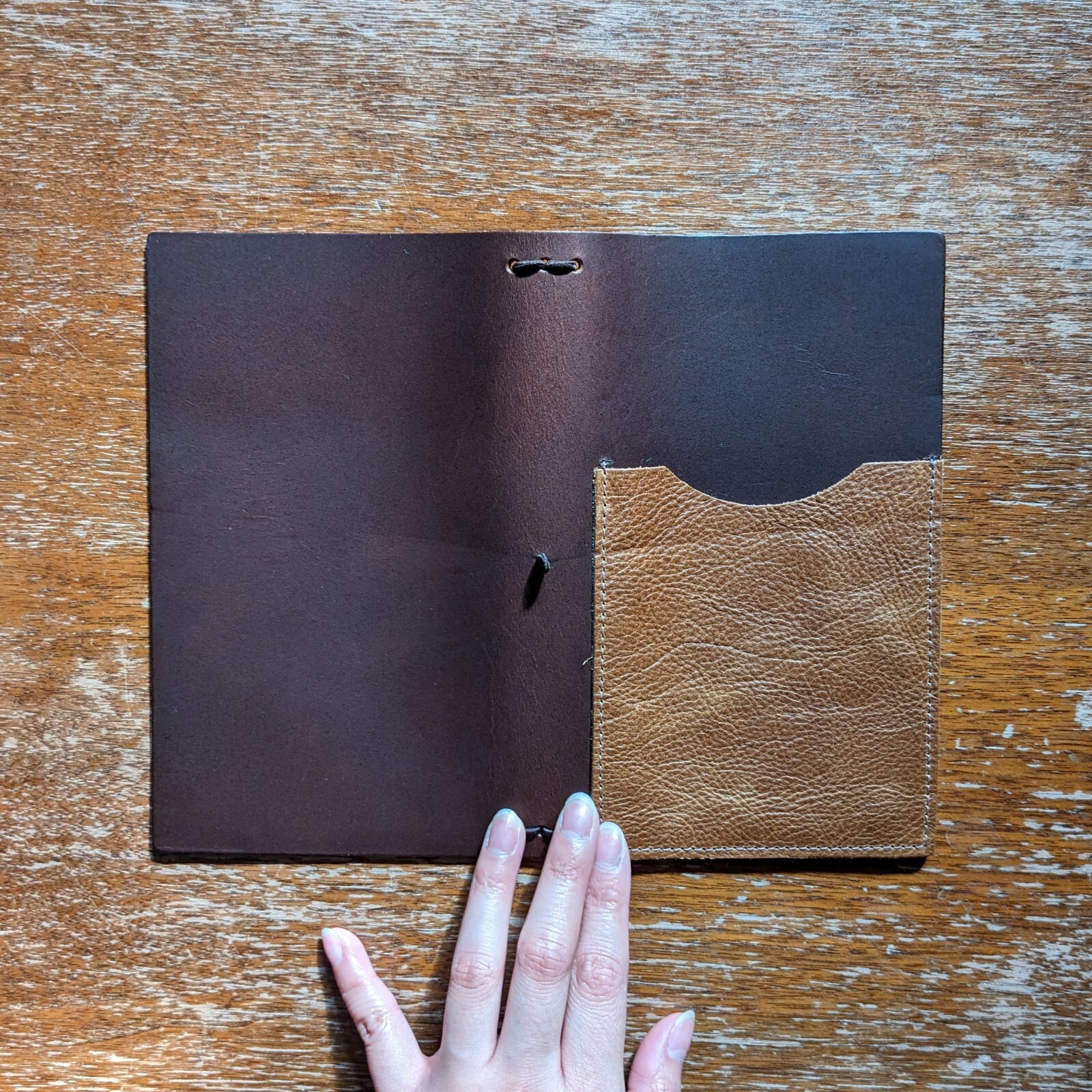 Sojourner B6 Slim Traveler’s Notebook, Caribou w/ Special Brown Scoop Pocket
