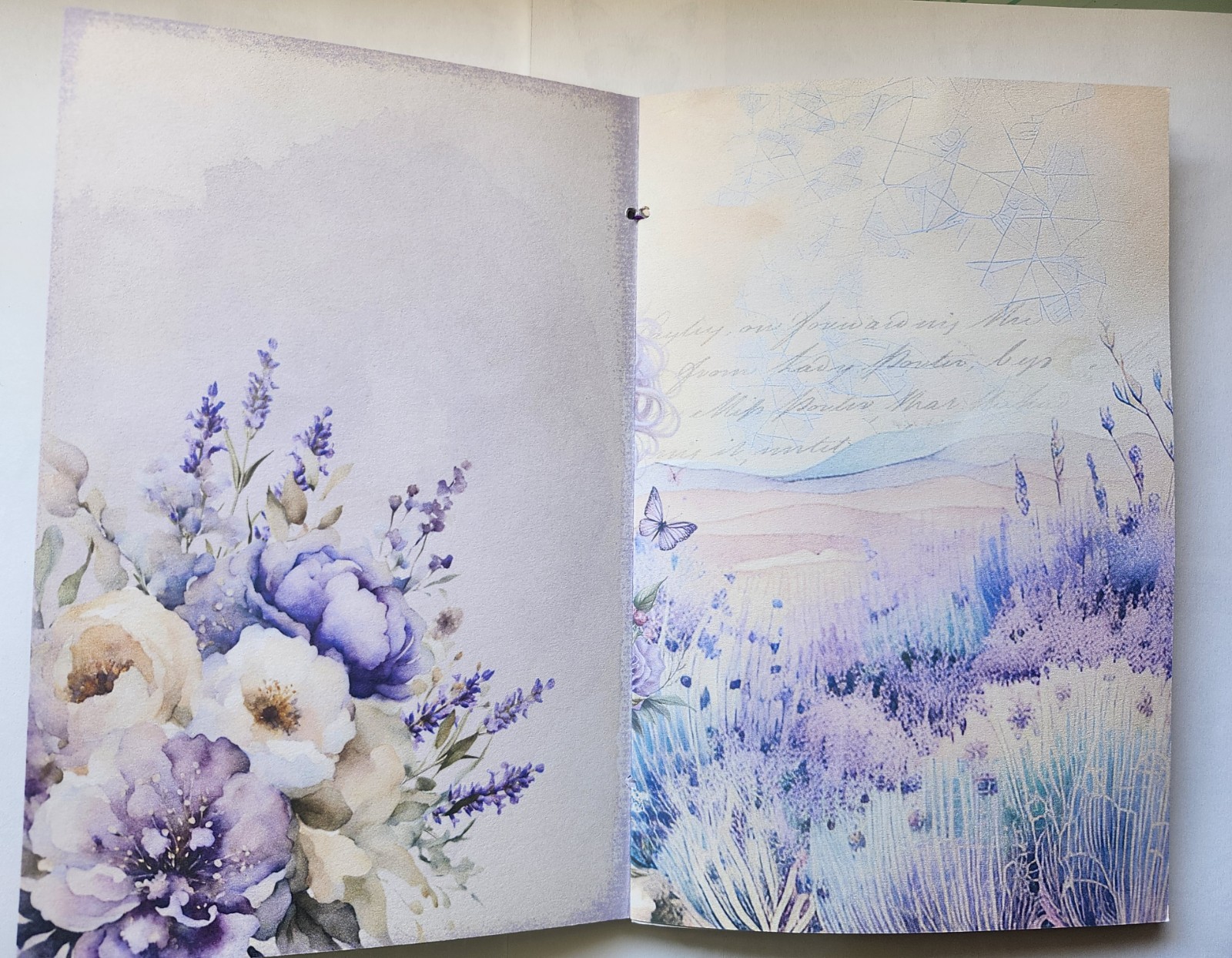 Junk Journal Booklet “LAVENDER DREAMS” 50+ pcs Ephemera Vintage Purples 40pgs