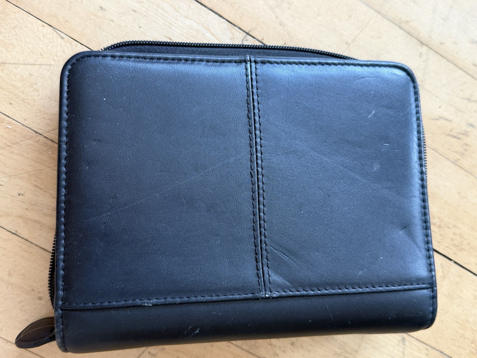 Franklin Covey 41485 Compact Friday Nylon Zipper Binder Card Pockets