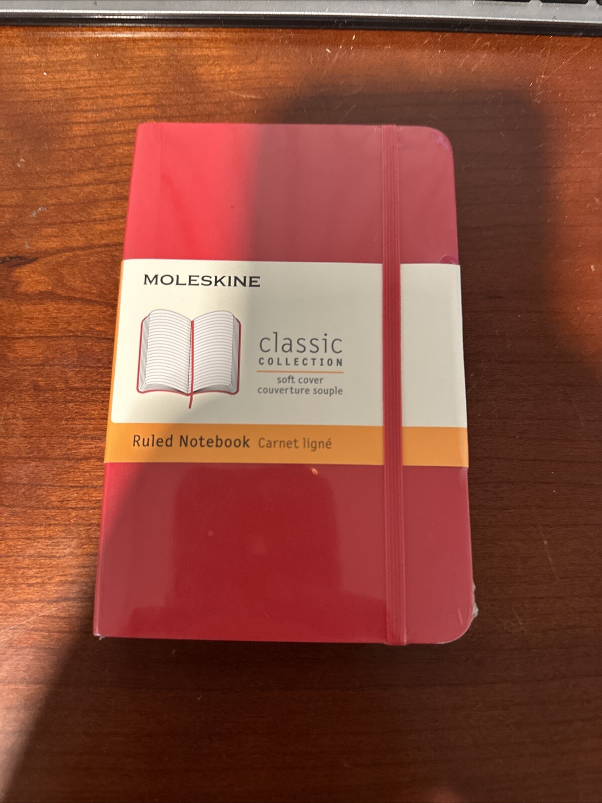 Moleskine Classic Ruled Paper Notebook, Soft Cover and Elastic Closure Journal,