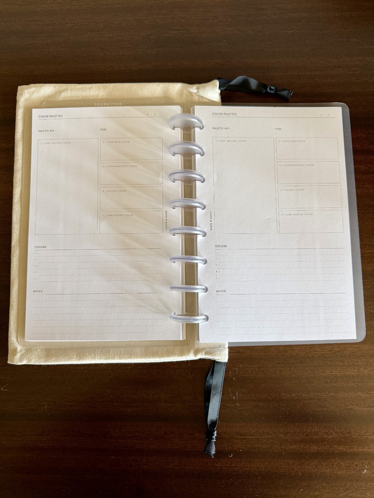 Cloth & Paper Half Letter Size Planner, 8 Disc