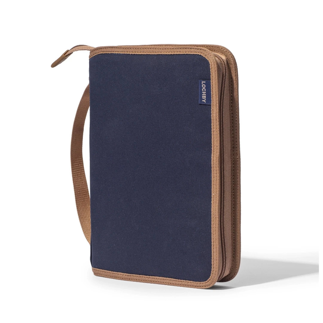 Lochby Field Folio Navy/Cream | A5 | Water Resistant Zippered Travel Journal