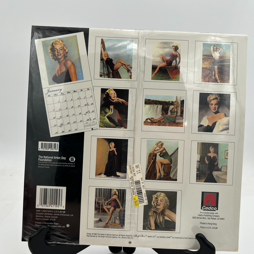 Marilyn Monroe 1996 12×24″ Hanging Monthly Square Wall Calendar New Sealed 2052