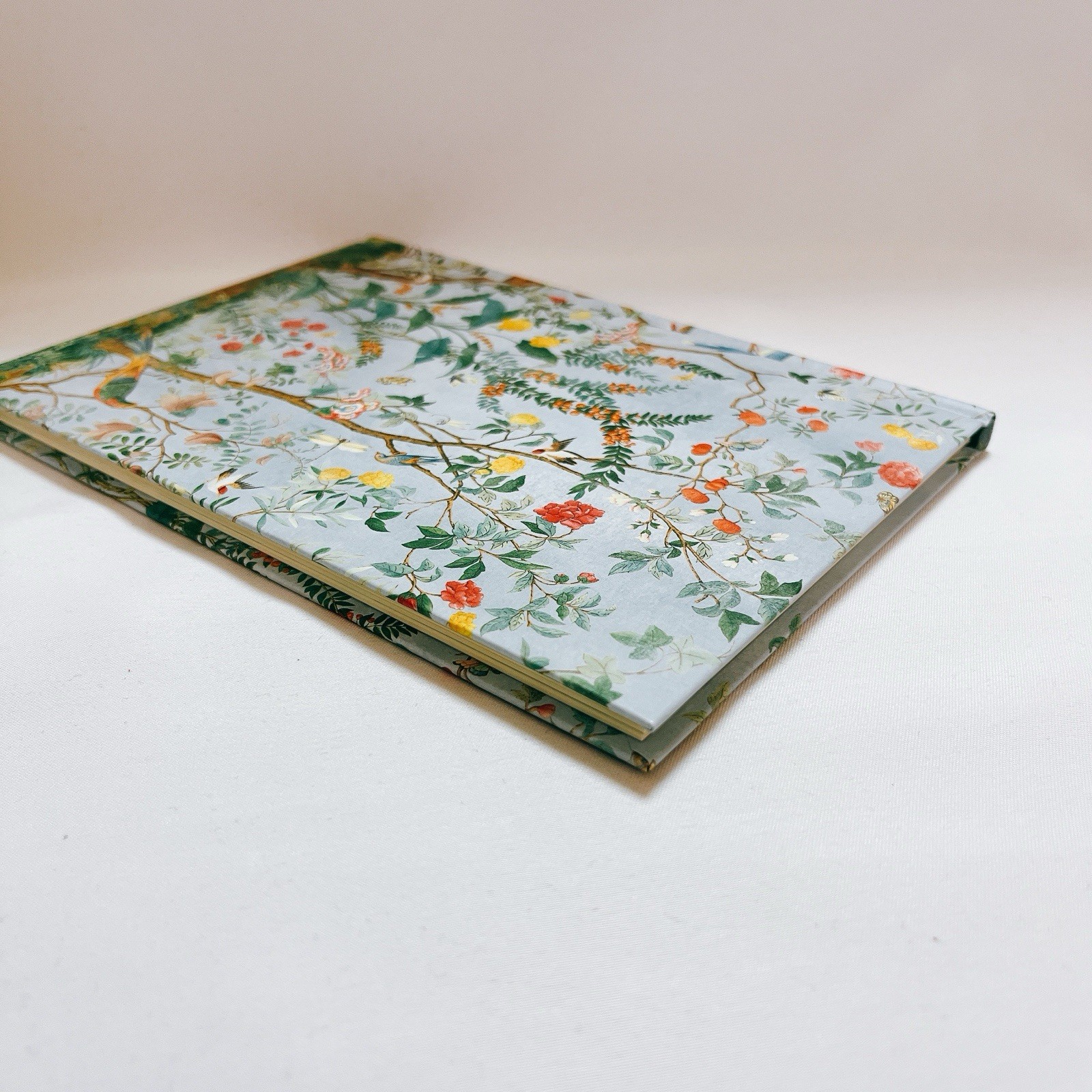 GUCCI Tian Hard Cover Notebook SPUR 2016 Magazine Appendix Japan