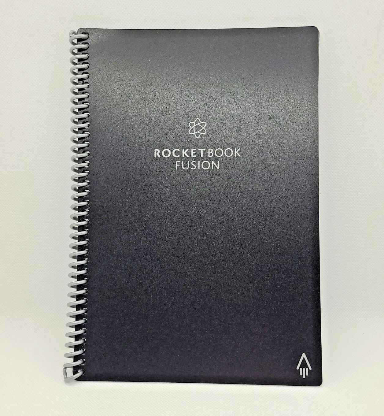 Rocketbook Fusion Executive Planner Black 6″ x 8.8″ New/Open Box (EVRF-E-K-A)