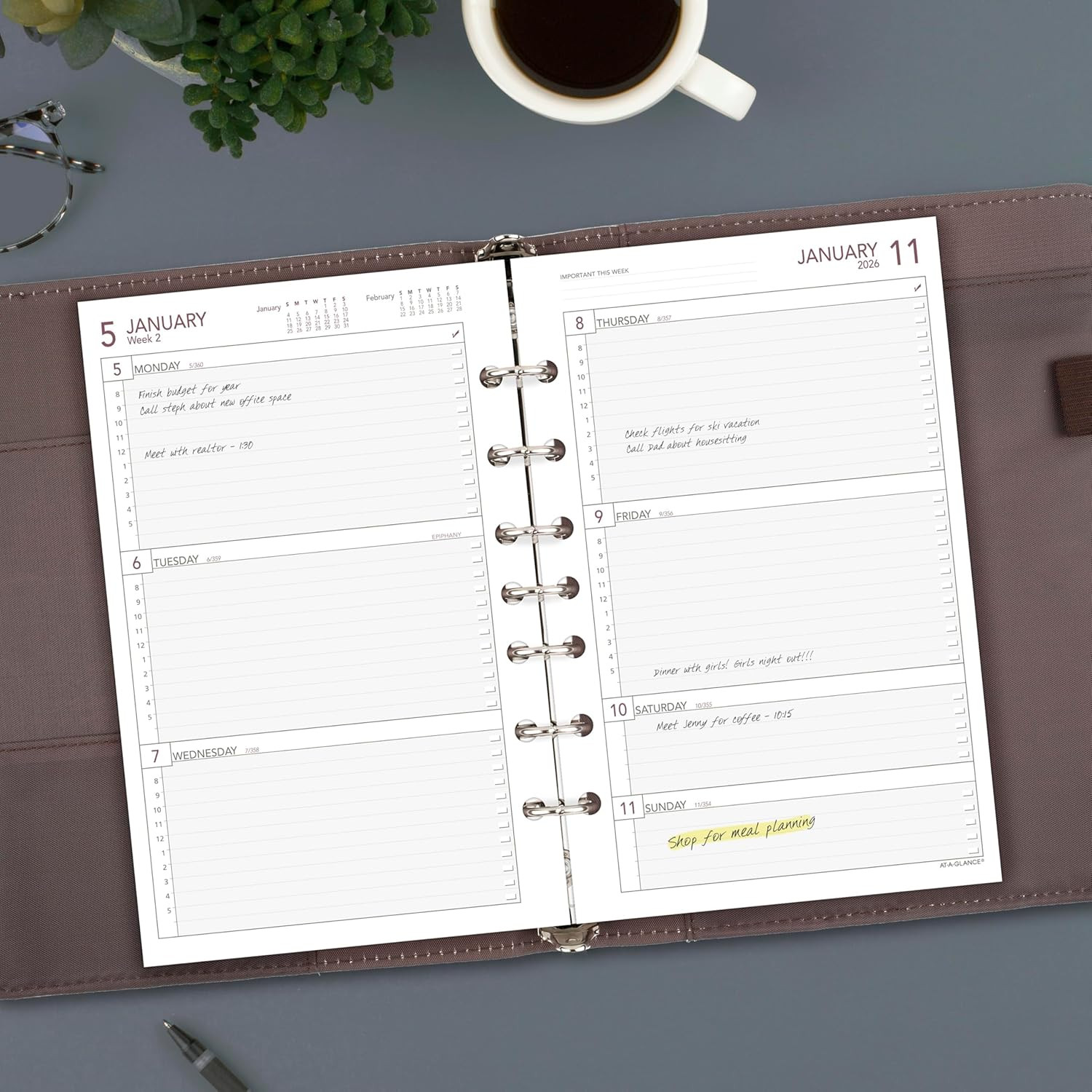 AT-A-GLANCE 2026 Planner Refill, Weekly, 5-1/2″ X 8-1/2″, Desk Size 4, Loose-Lea