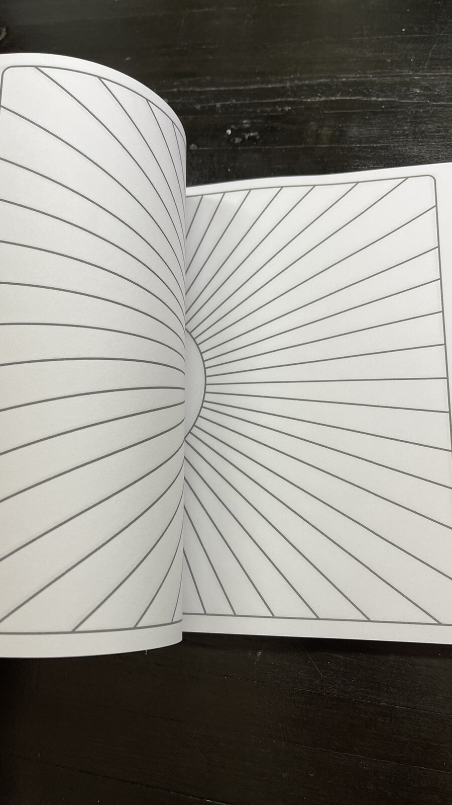 Reading Journal Tracker Moody Cute Dark Aesthetic 200 Pages