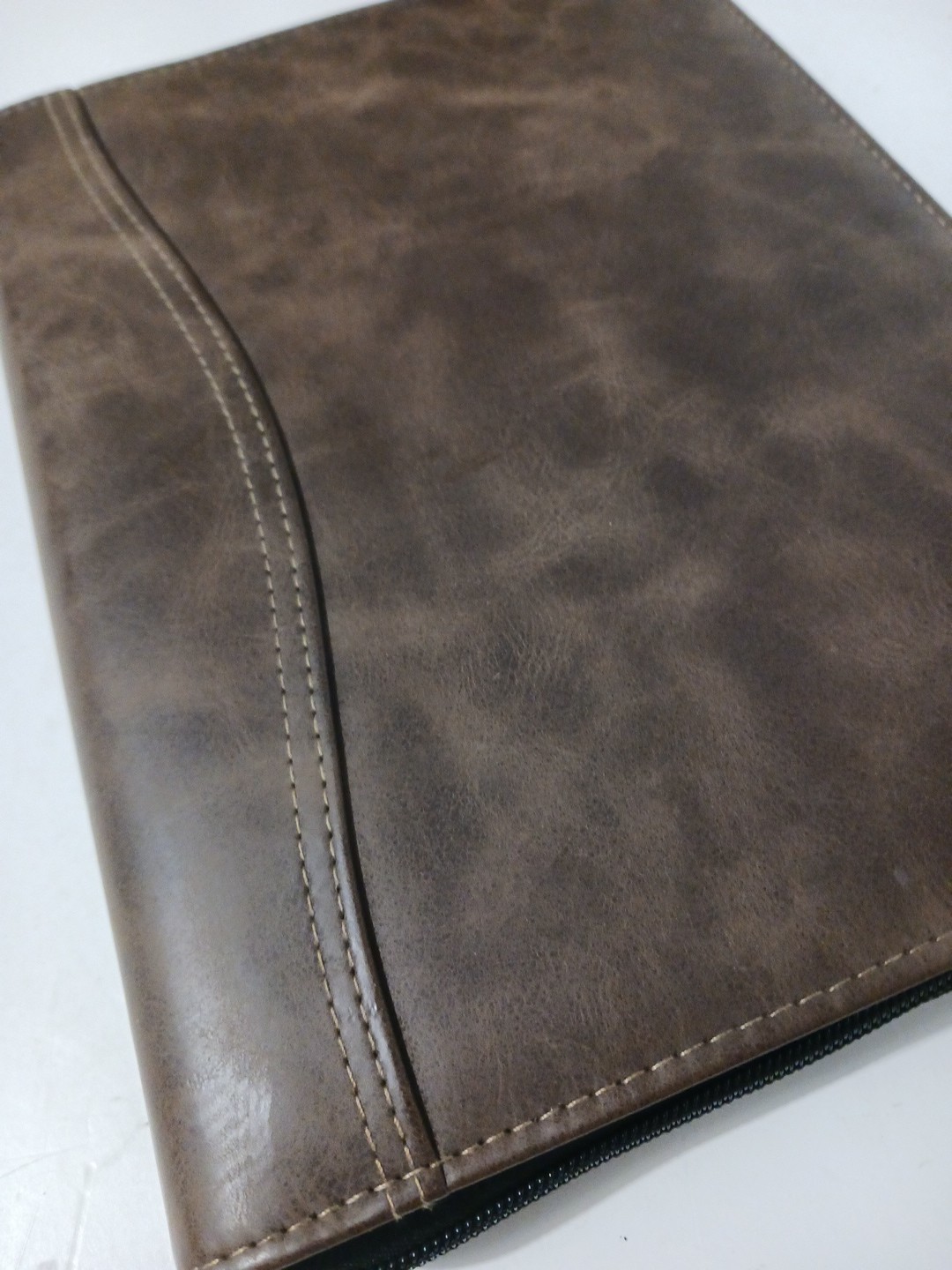 DAY-TIMER Brown Leather Zip Around 7 Ring Binder Organizer Planner 8″x11″ Faux