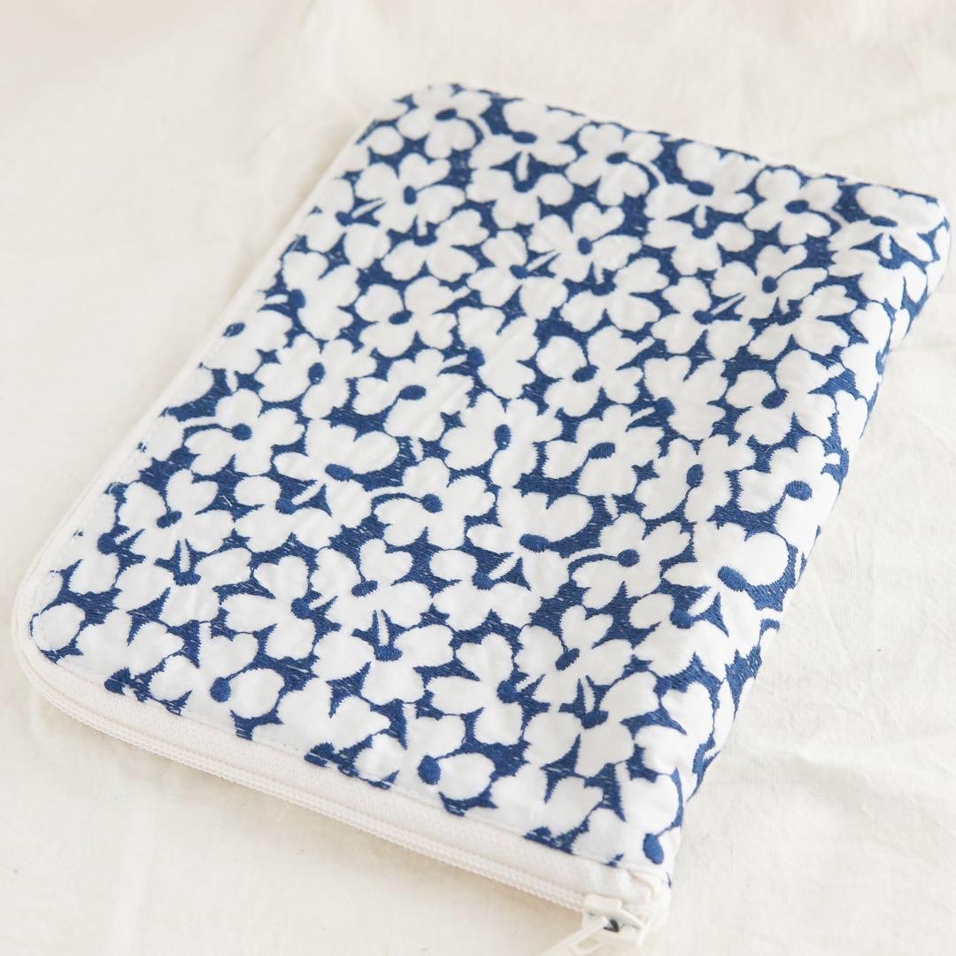 Zipper Book Cover Floral Pattern Waterproof Protective Used