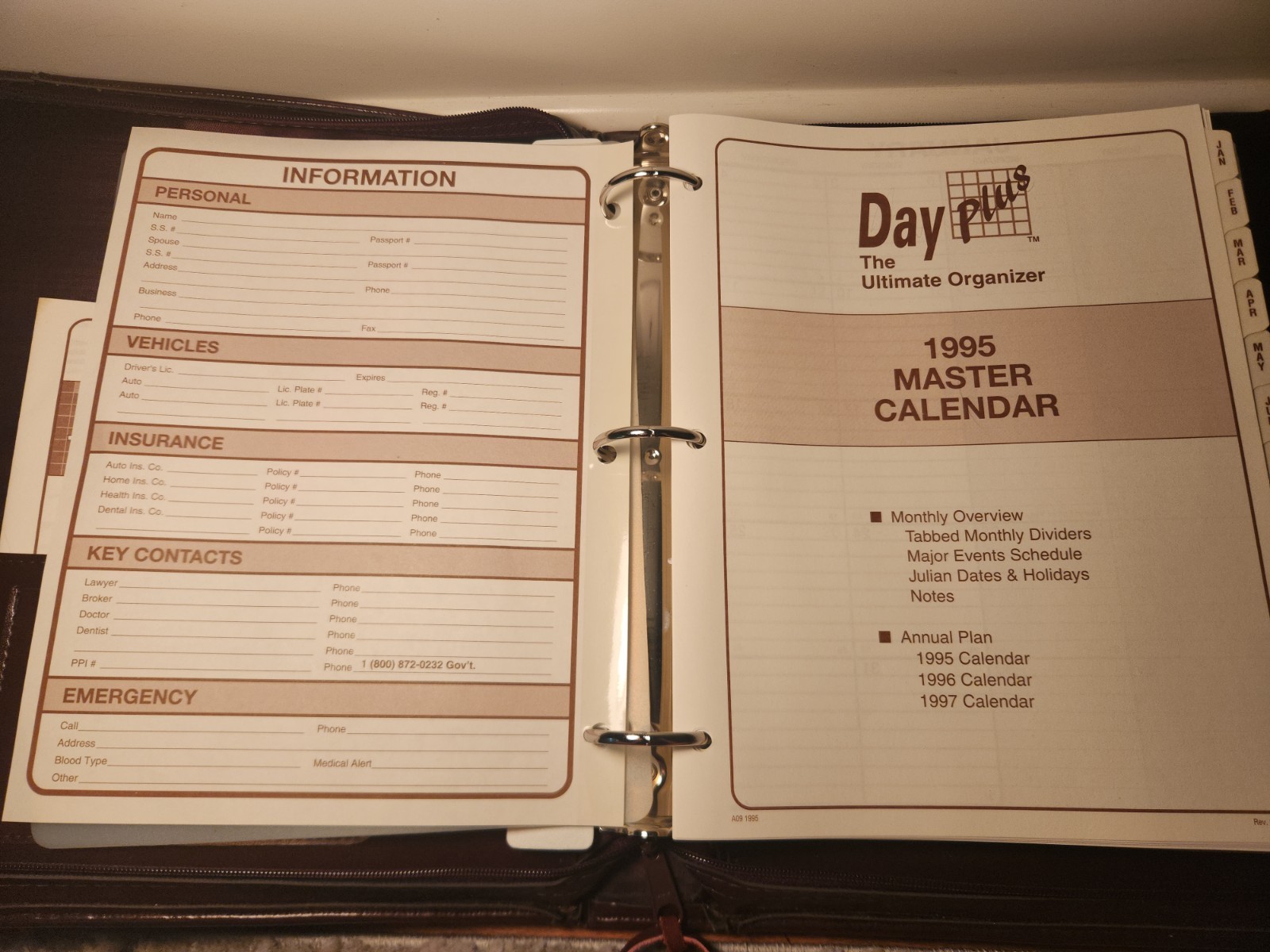 1995 Ultimate Organizer by Productivity Plus Brown Faux Leather Vintage Planner