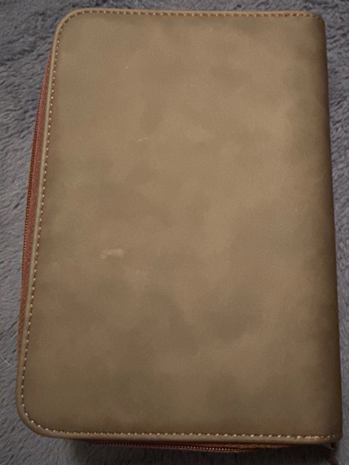 Vintage Enzo Baglioni brown zip-around day planner organizer.