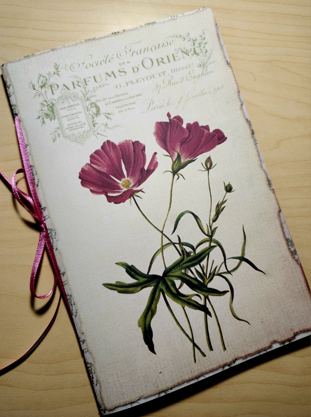 Junk Journal Booklet “BOTANY” Handmade Botanical Wildflowers Lg 8.5″x5.5″ 40pgs
