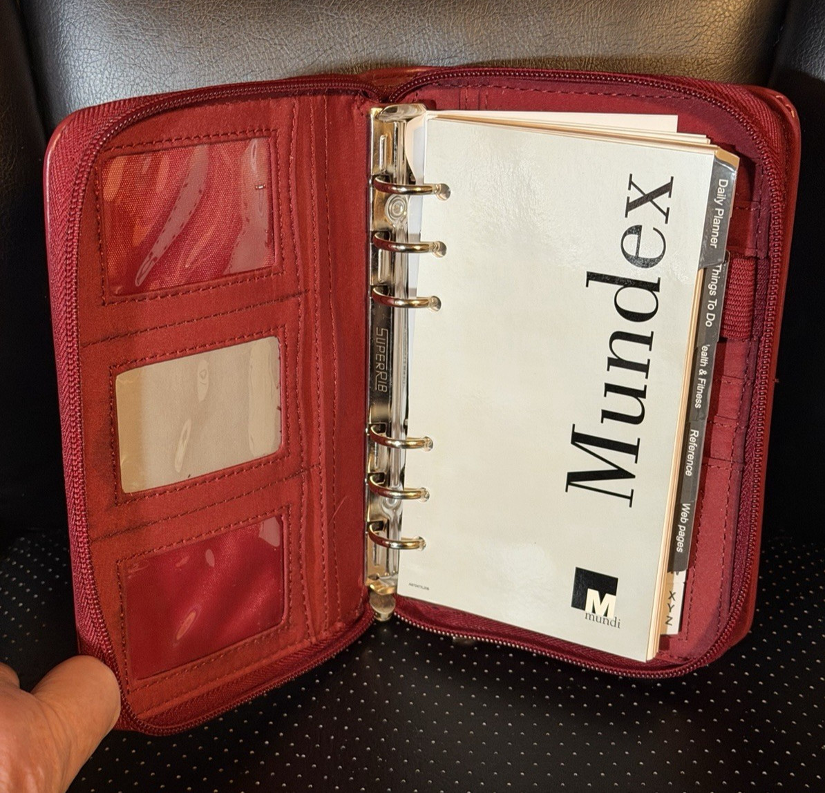 Mundi Mundex Daily Planner Address Book Maroon Zip Close Organizer Red Wallet