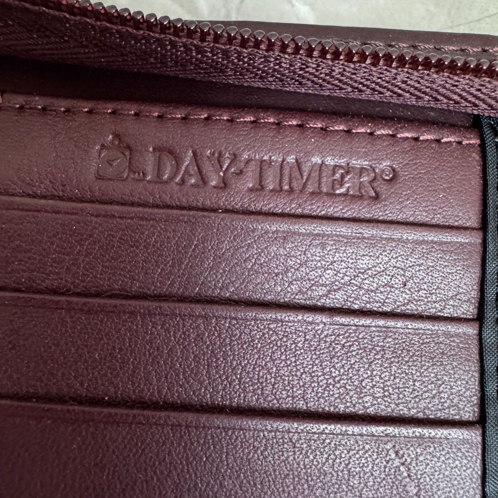 Vintage 1994 Day-Timer Leather Zip Planner Organizer With Inserts 6-Ring Binder