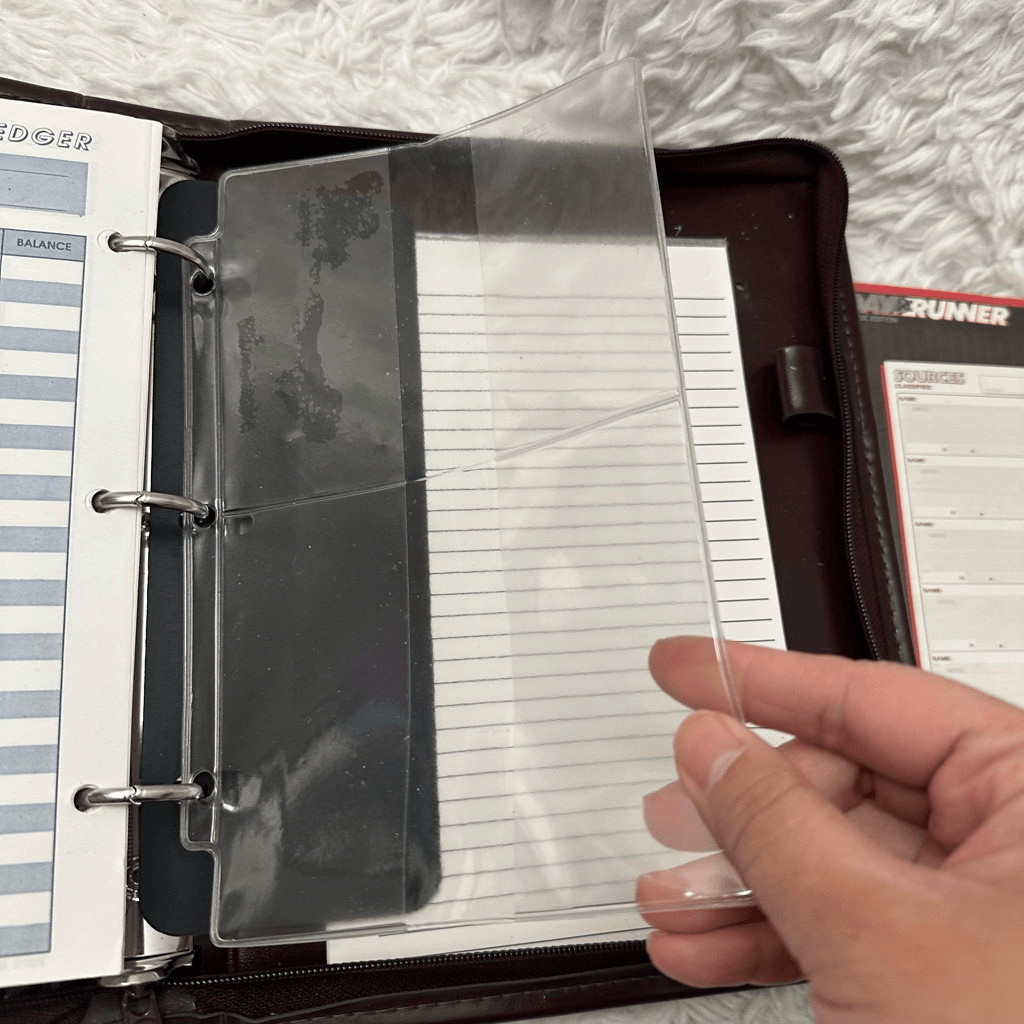 No Brand Brown Thick Shiny Vinyl 3- Ring Planner with Day Runner Refill