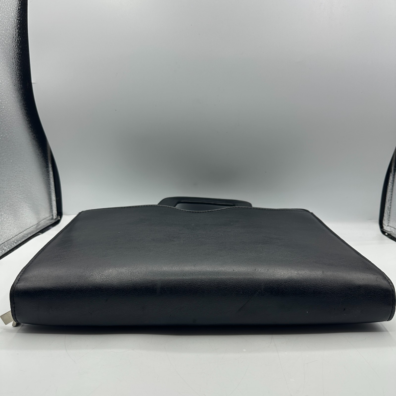 Day Timer Black Leather Zip 3 Ring Binder 11 x 14 in Briefcase Portfolio Handles