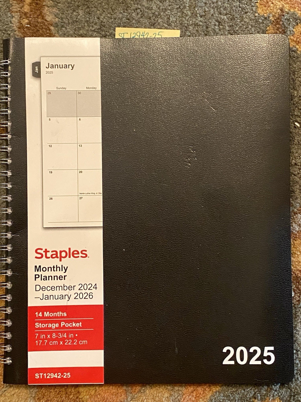 2025-2026 Staples 7″ x 9″ Academic Weekly & Monthly Planner **NEW**