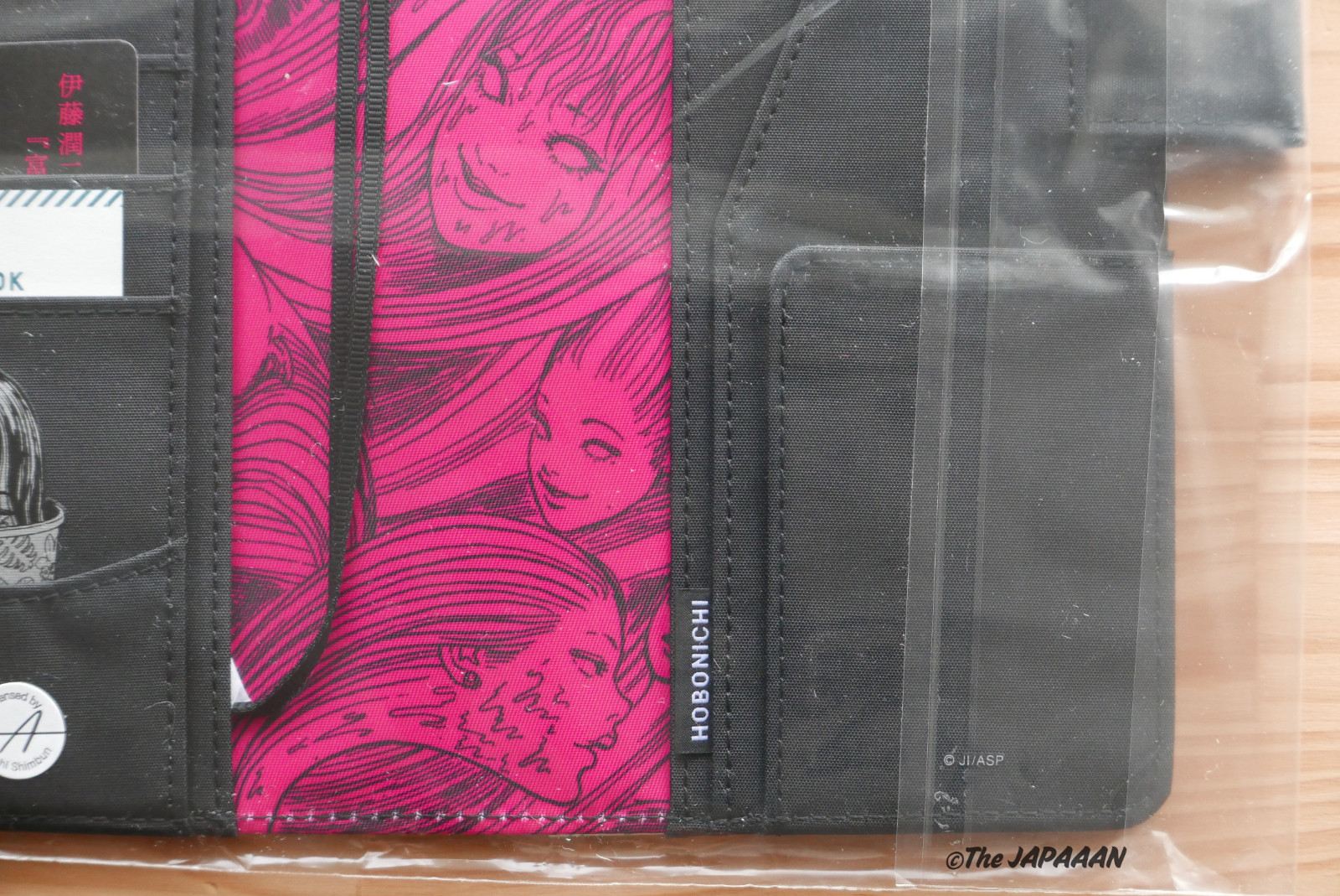 HOBONICHI TECHO 2026 Tomie by Junji Ito Smirk A6 Original Cover Pencil Board