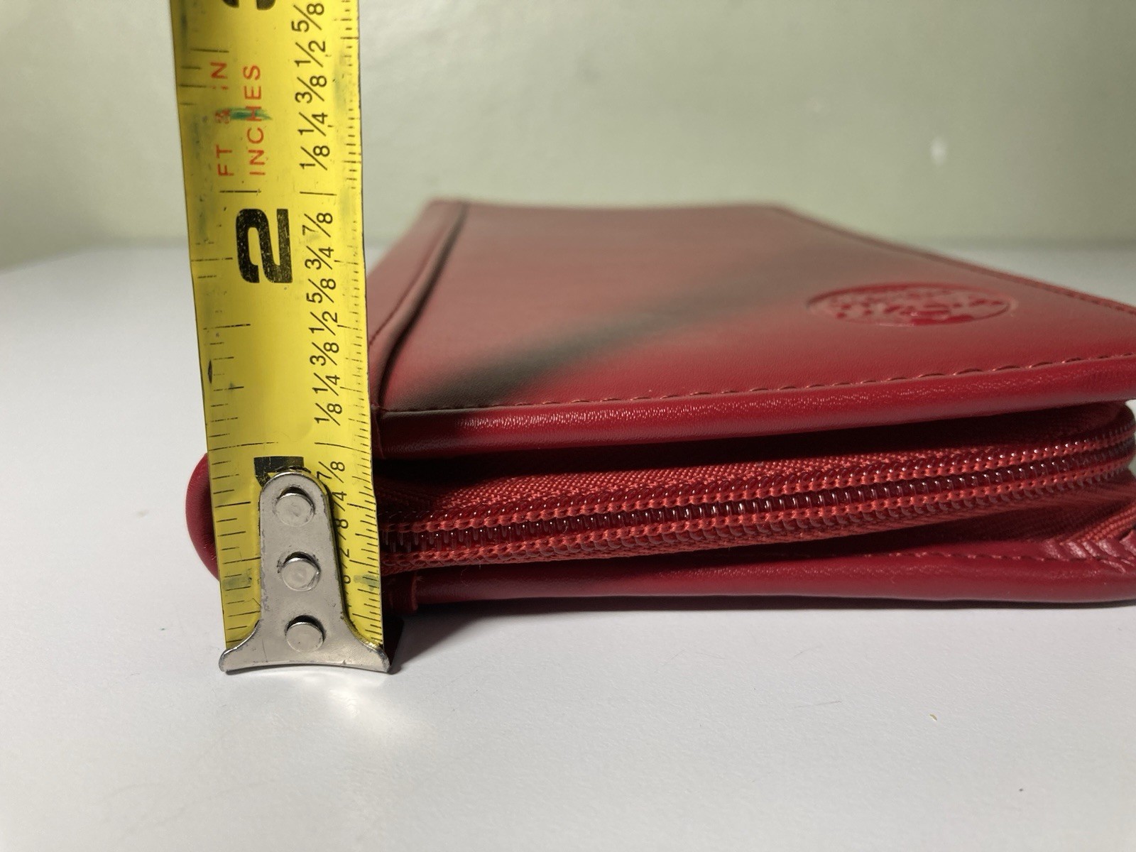 CLAVA Classico Italia Genuine Leather Red Zip Around Portfolio Organizer
