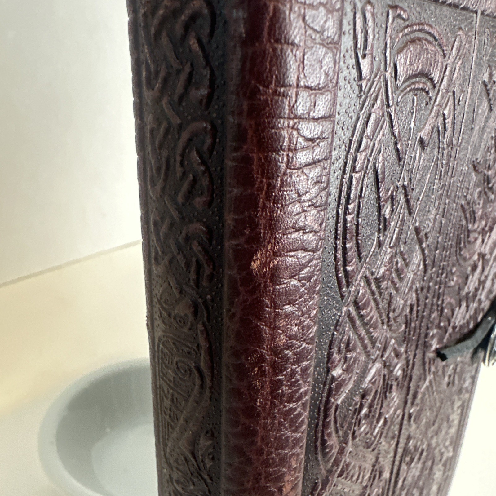 NEW Oberon Design Genuine Leather Journal Cover Irish Celtic Pewter Button 9×6