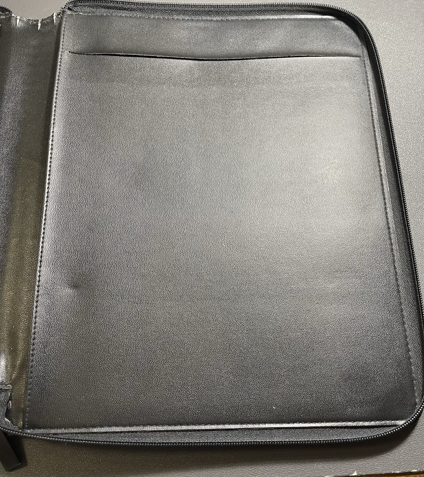 At-A-Glance Zippered Portfolio Padfolio 12″ [Undated]