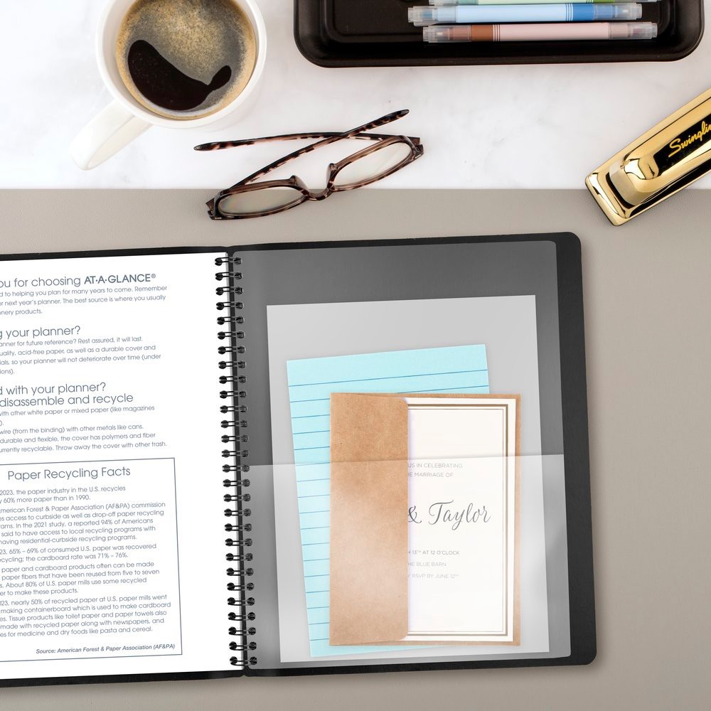 2026 At-A-Glance 70-120X-05 Monthly Planner 7 x 8-3/4″