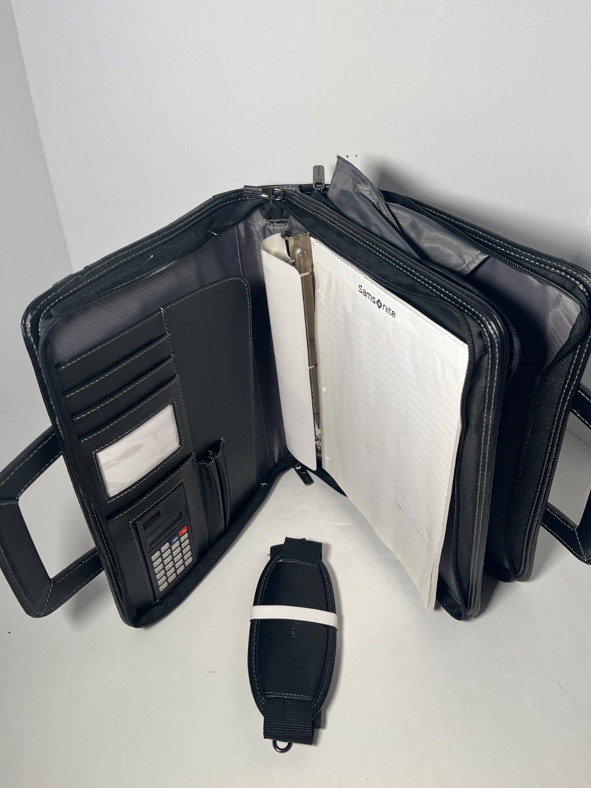 Samsonite Black Faux Leather 3 Ring Binder Portfolio Briefcase with Calculator