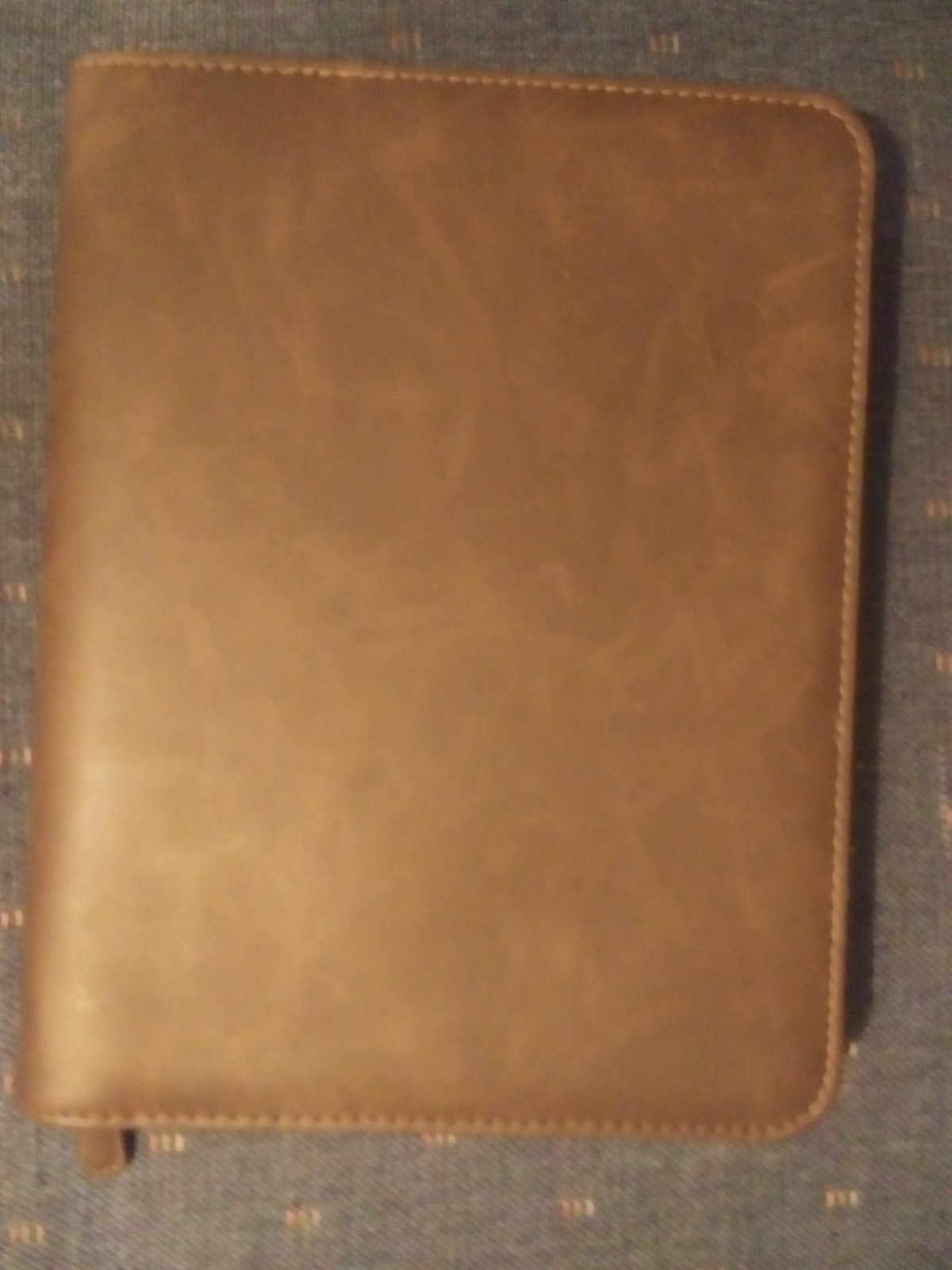AT-A-GLANCE Undated Starter Set Planner Brown Zipper Binder #031-0140-04
