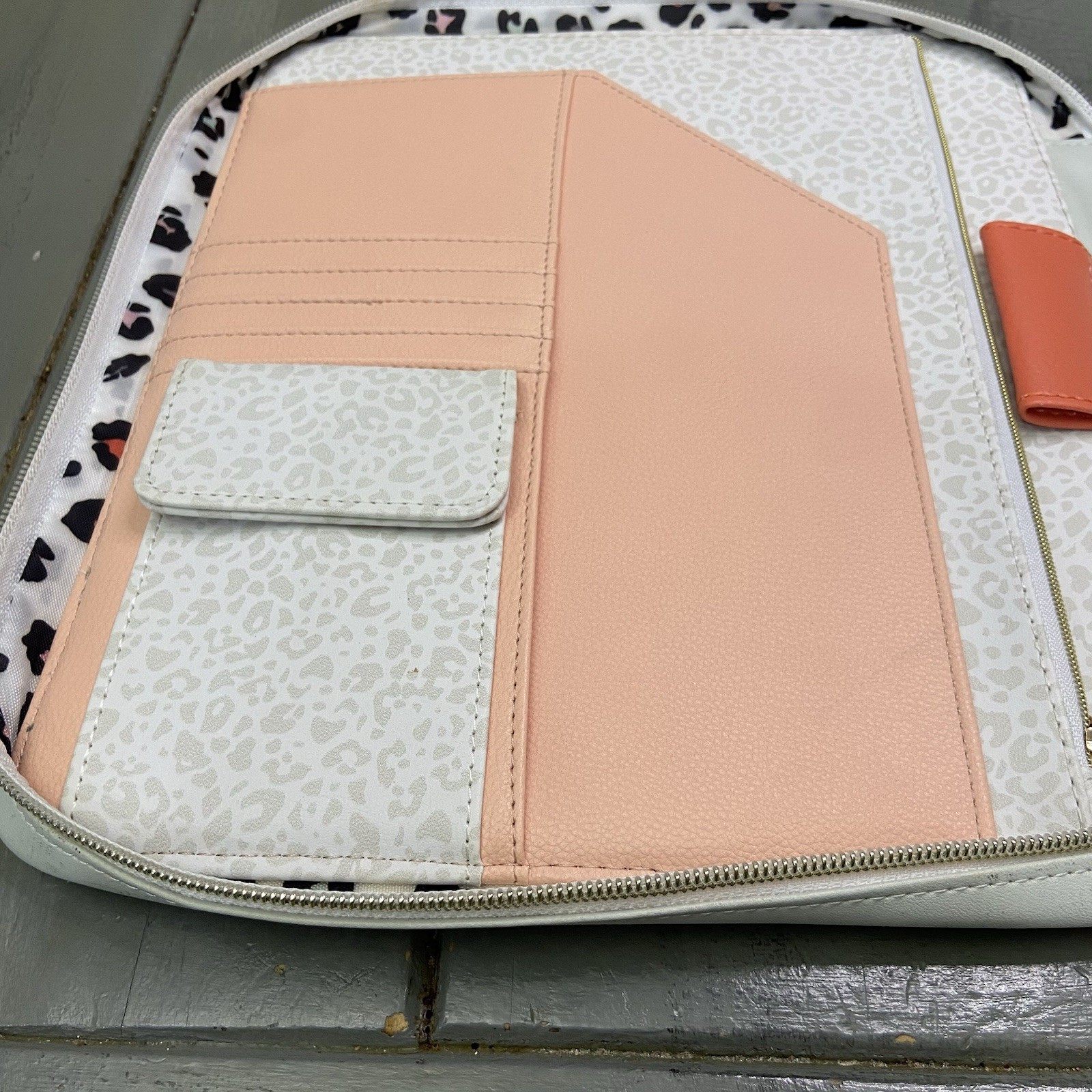 The Happy Planner Colorful Leopard Classic Zip Folio Planner Cover