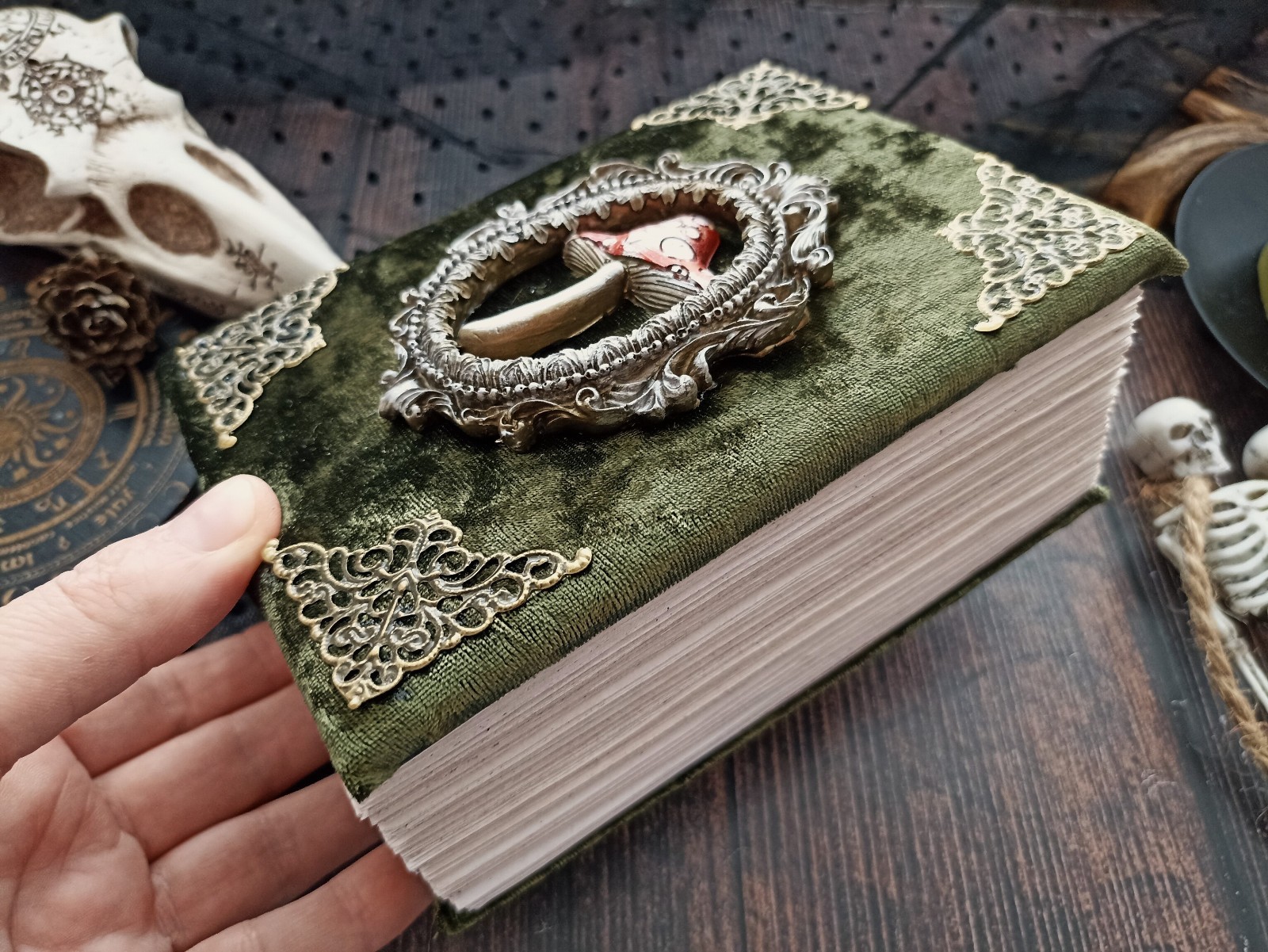 Book of Shadow Green Witch Grimoire Journal Blank Forest Wicca 6×4 in 600 Pages