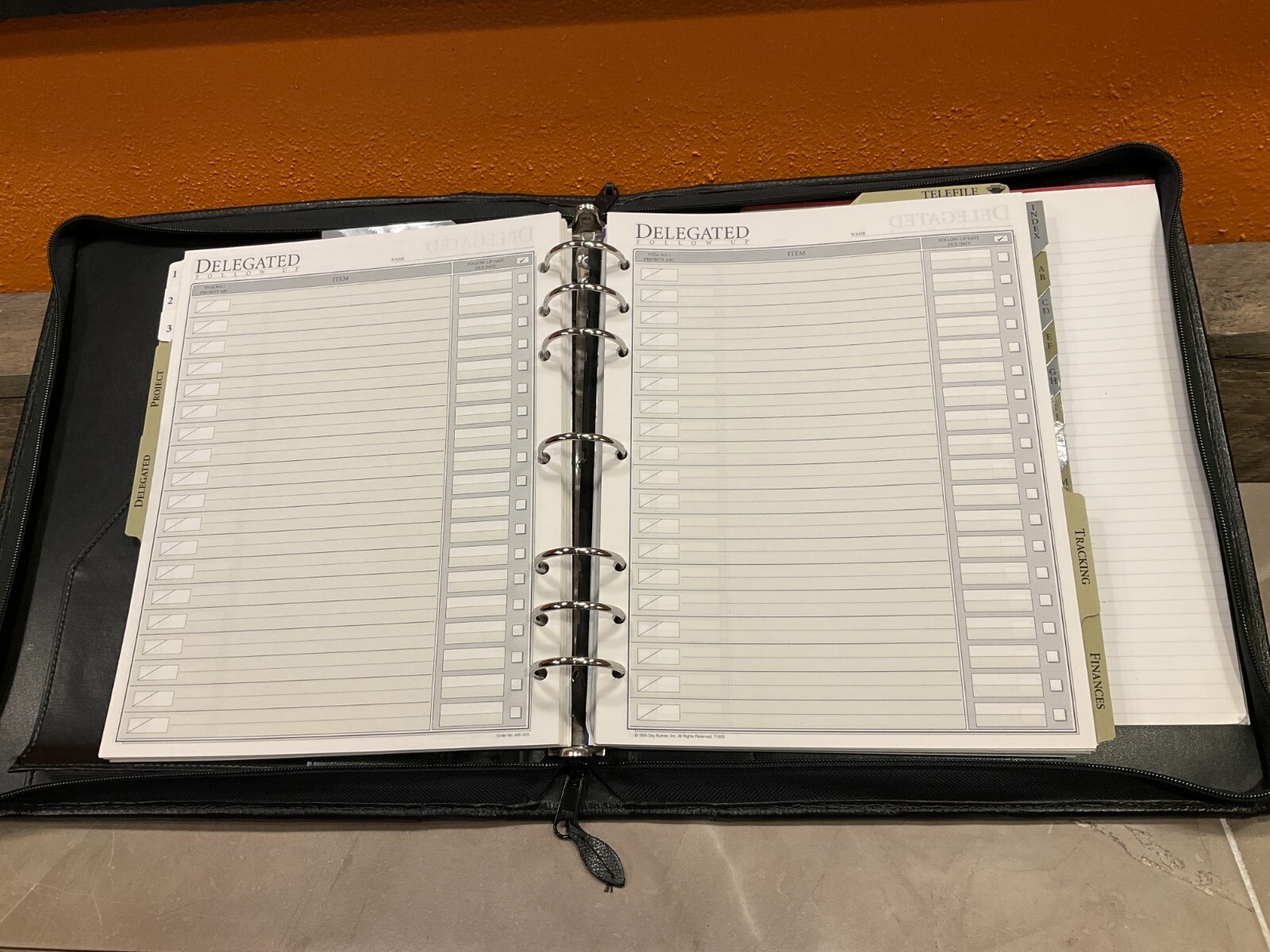 Vintage Day Runner Pro Business System Inserts Black Leather 7 Ring Handles