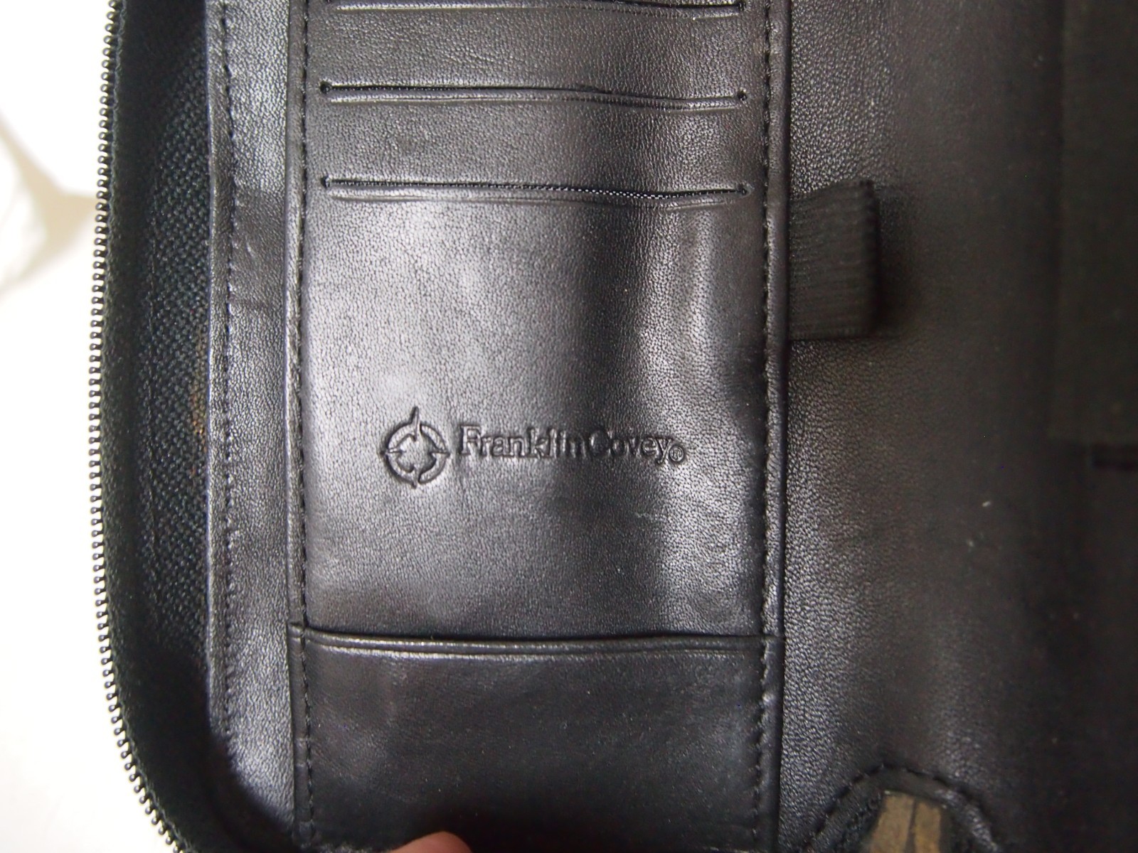 Vintage FRANKLIN COVEY Black Genuine Leather Compact full zip folder