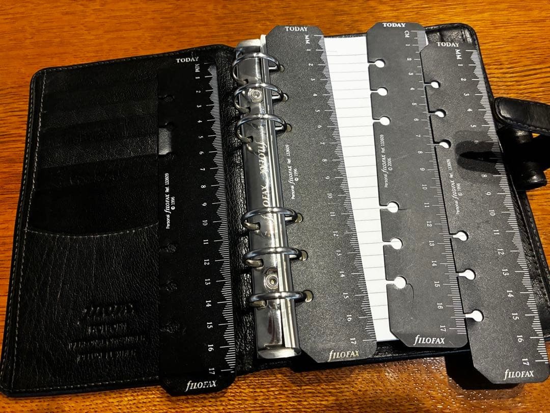 Filofax System Planner Black Leather Bible Size business rare solid Authetnic