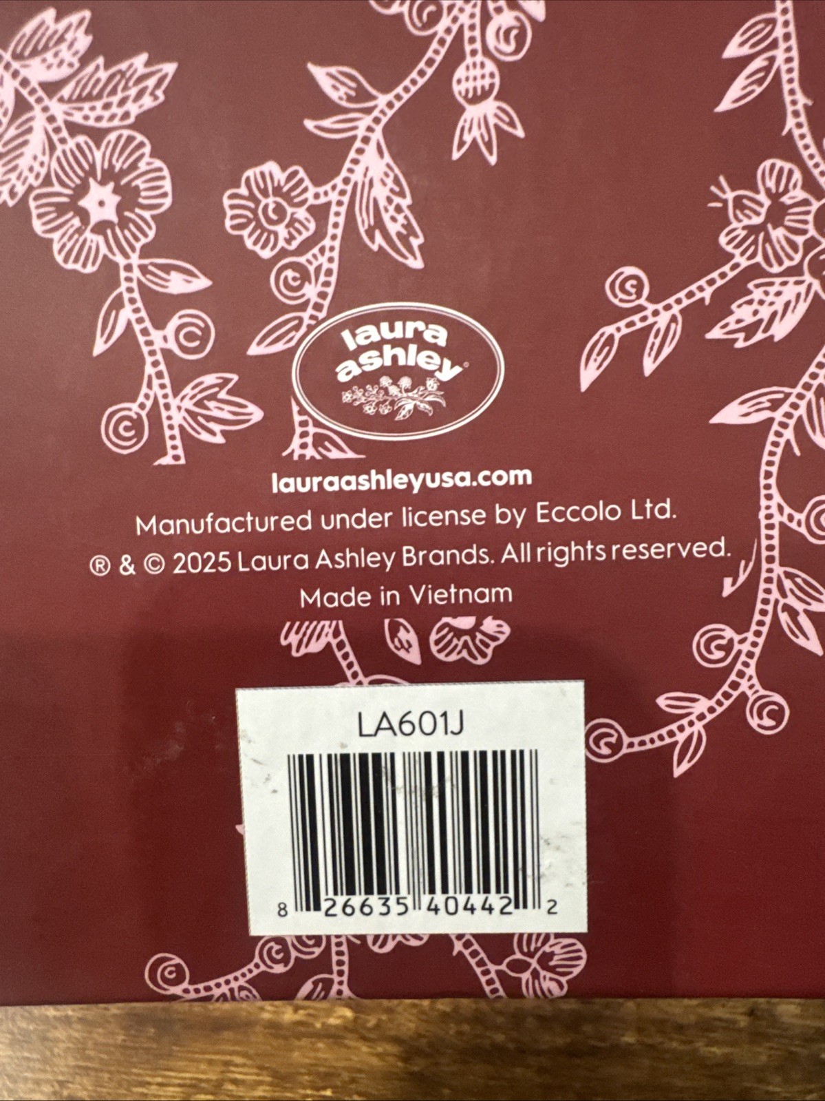 Laura Ashley Floral Hardcover Notebook w/ Gold Pen – Lined Pages – NEW