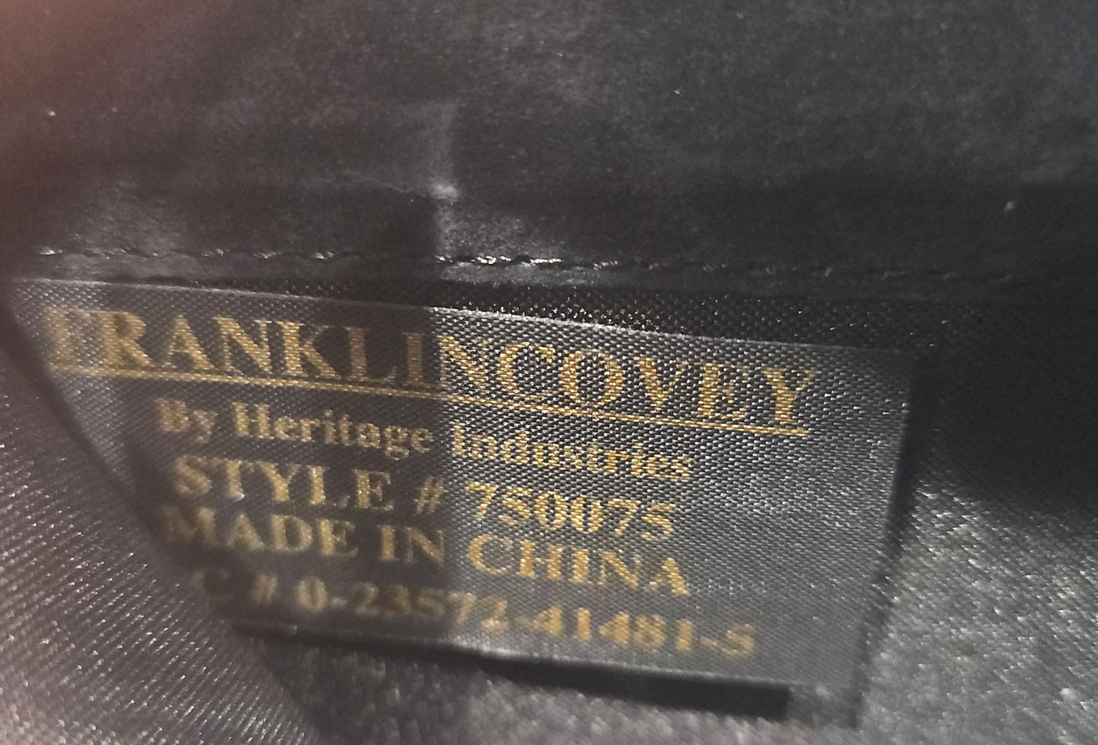 Franklin Covey Full Grain Nappa Leather 7-Ring Binder Black Classic Zip Around.