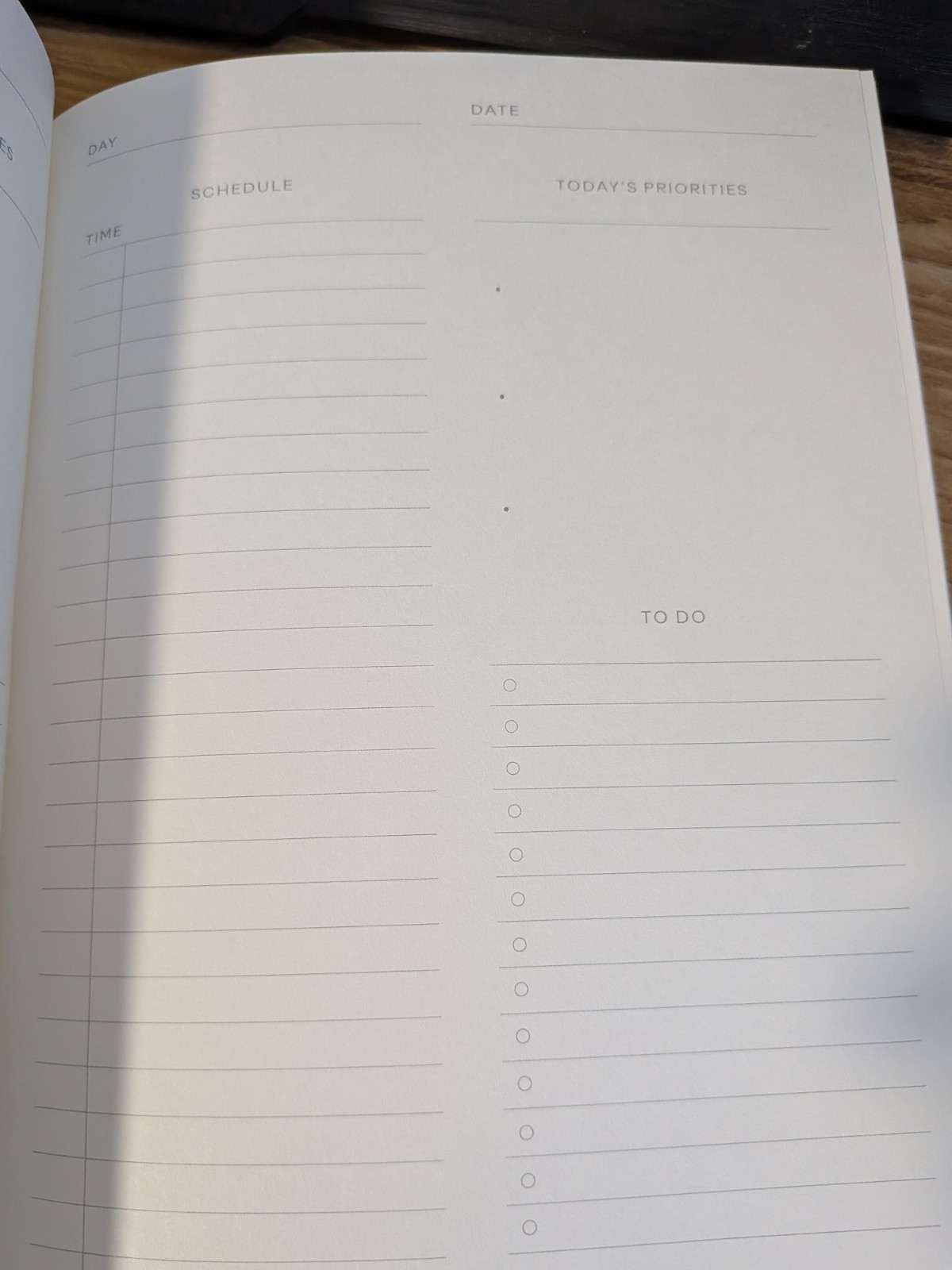 Papier Daily Planner – UNDATED- Hardcover -Blue – Brand New