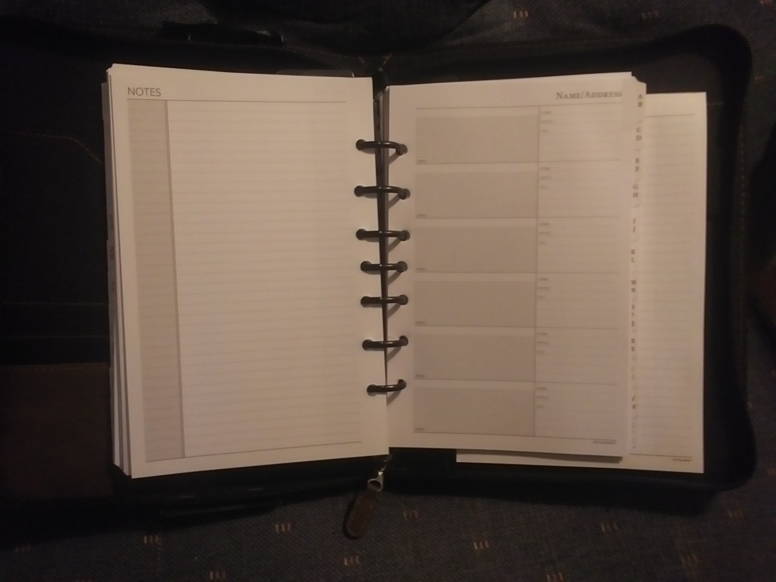 AT-A-GLANCE Undated Starter Set Planner Brown Zipper Binder #031-0140-04