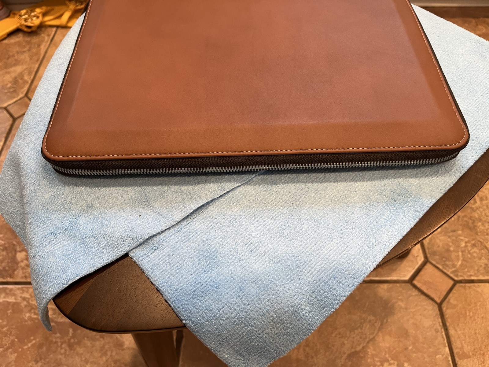 Bellroy A4 Work Folio premium Caramel leather (EWFB-Caramel) – Near Mint