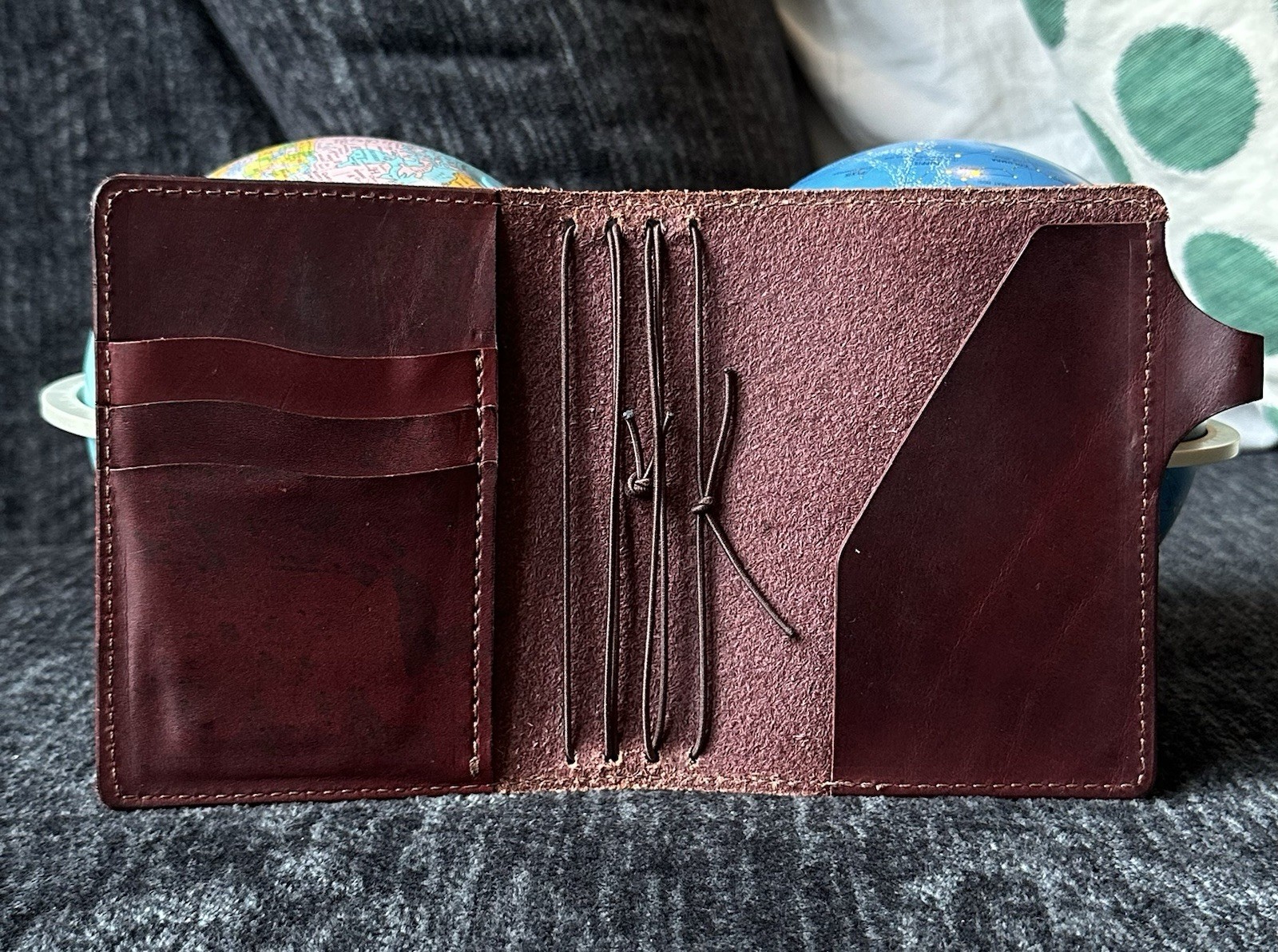 CHIC SPARROW Pocket Plus Leather Oxblood Red Travelers Notebook