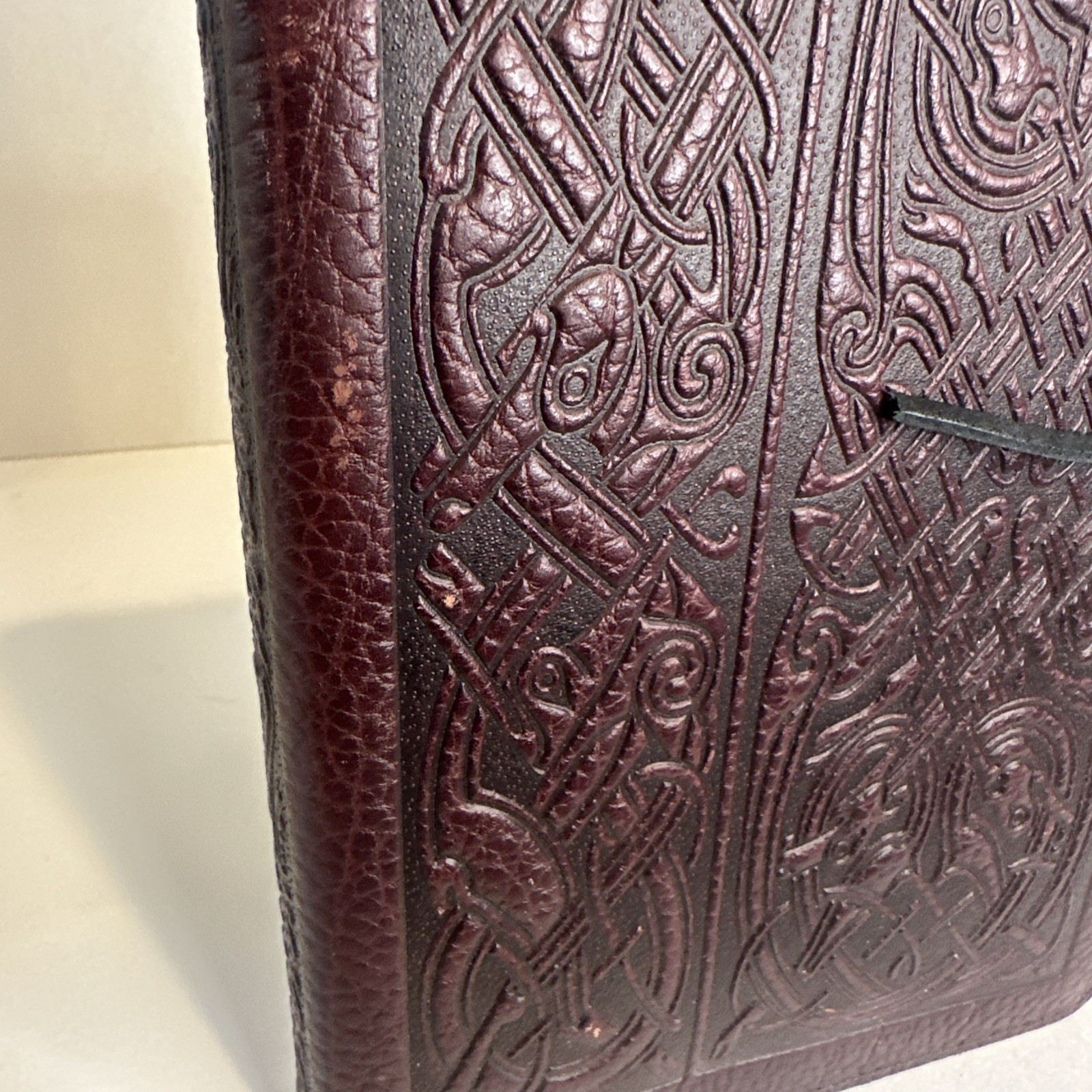 NEW Oberon Design Genuine Leather Journal Cover Irish Celtic Pewter Button 9×6