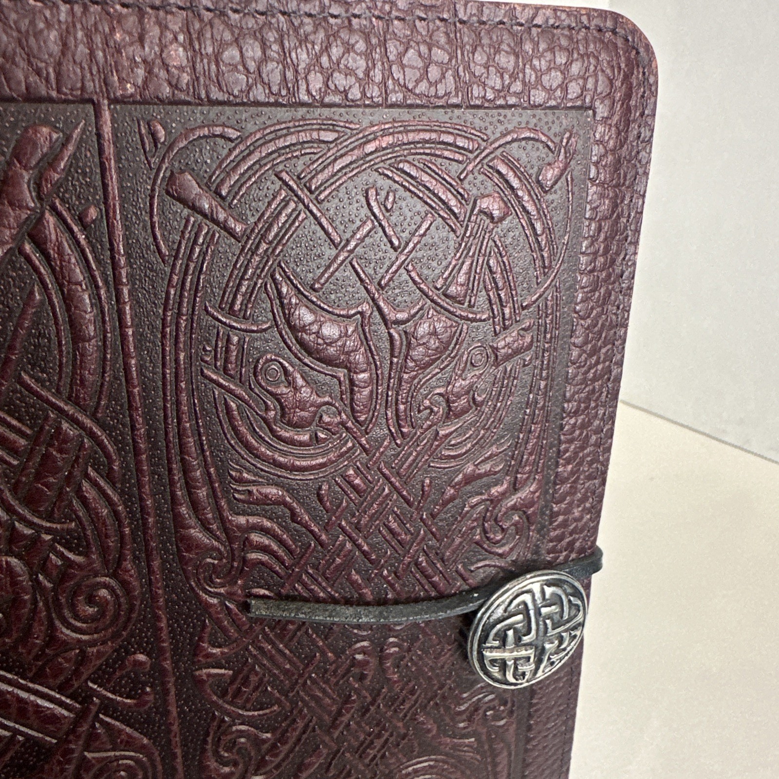 NEW Oberon Design Genuine Leather Journal Cover Irish Celtic Pewter Button 9×6