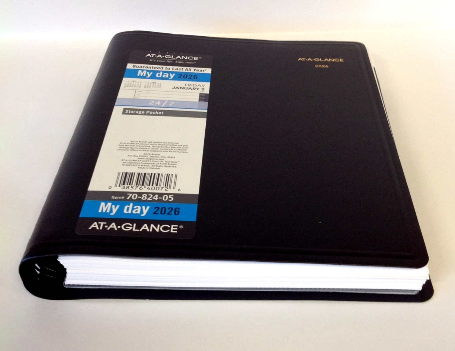 2026 At-A-Glance 70-824-05 My Day 24/7 Daily Appointment Book 7″ x 8-3/4″ Black