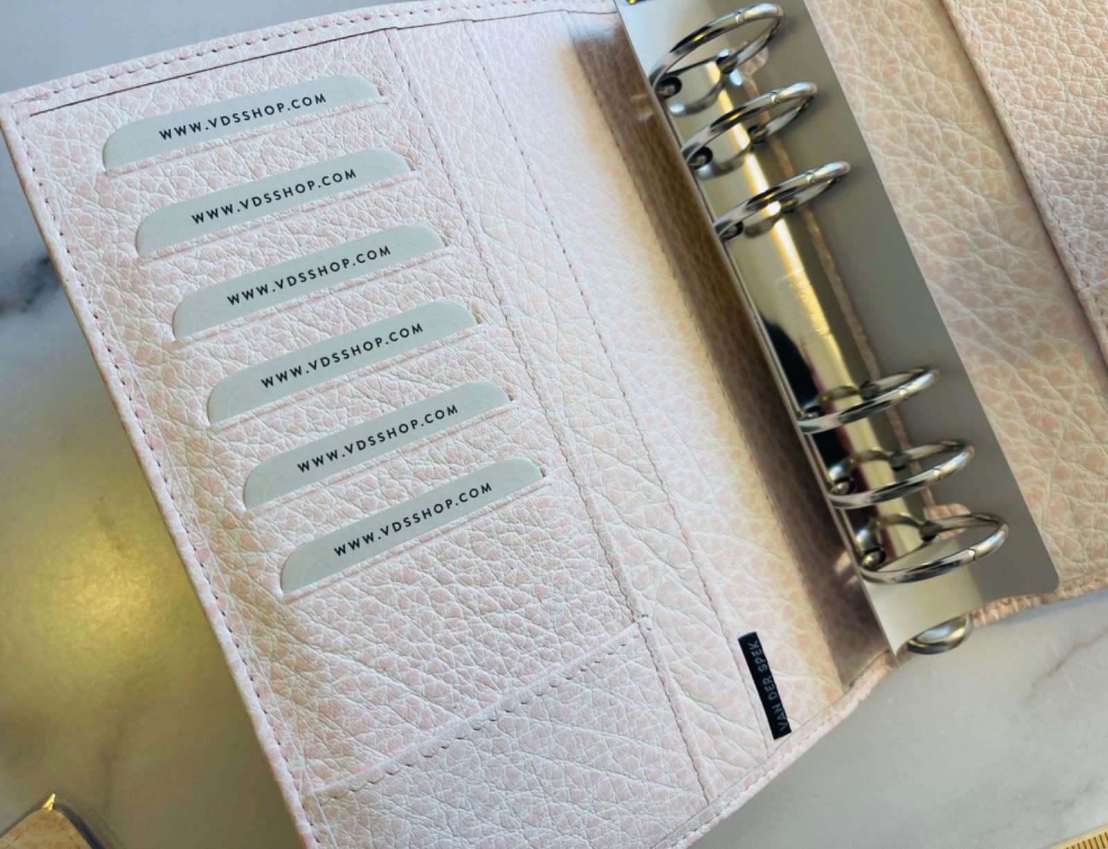 Van Der Spek TM Standard 30mm ring Leather planner -RARE TM Rose-New in box (A6)