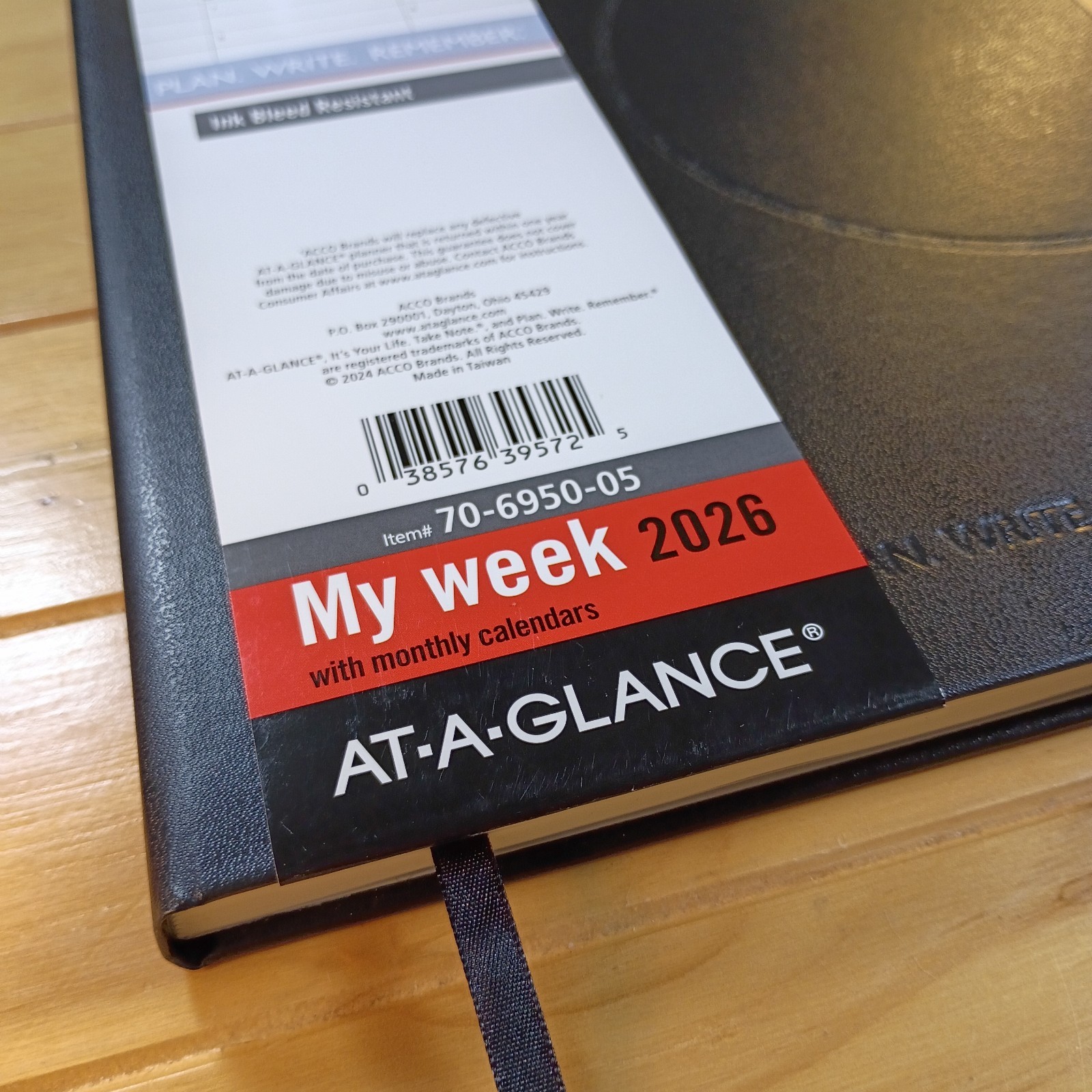 AT-A-GLANCE My Week 2026 Item #70-6950-50 Ink Bleed Resistant Hardcover New.