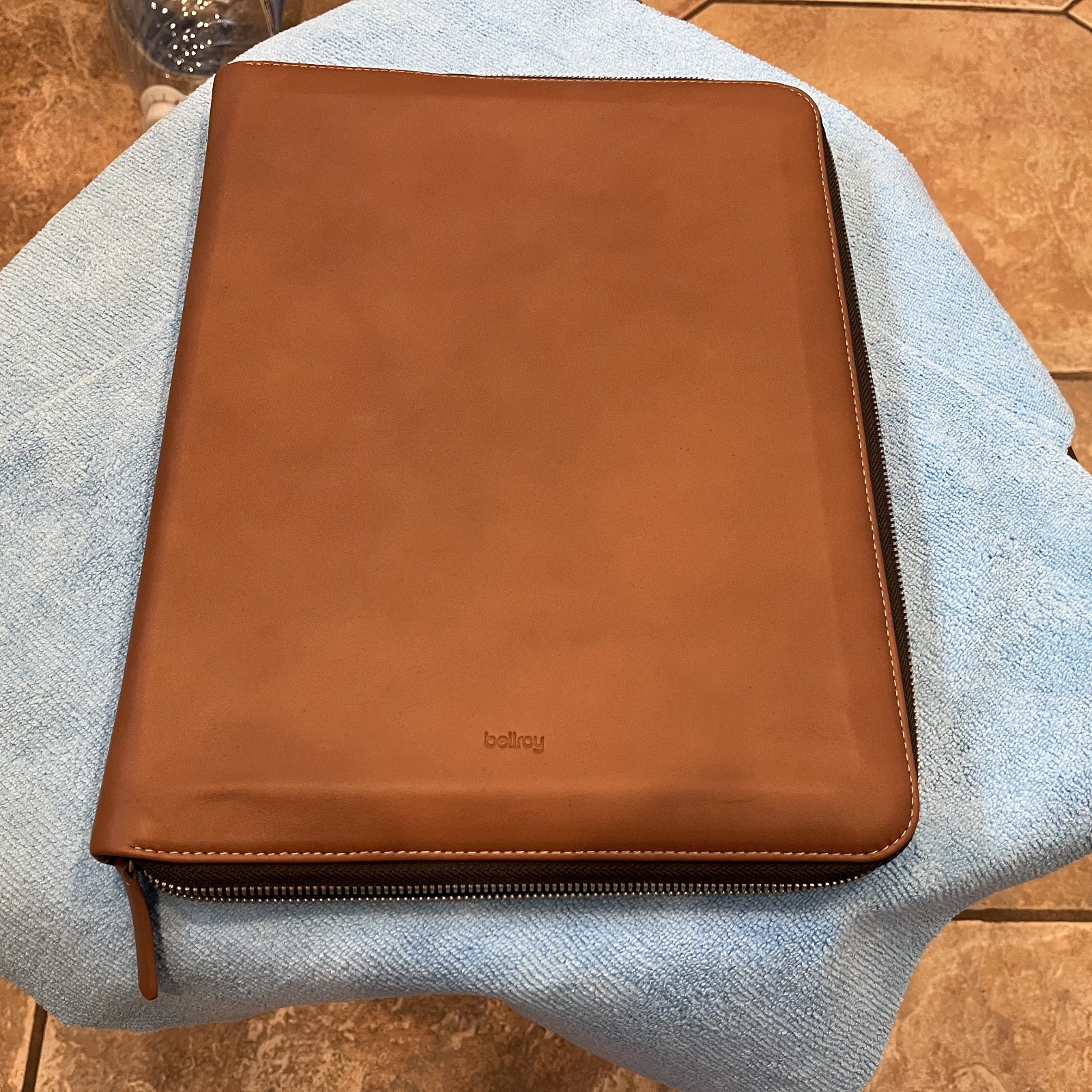 Bellroy A4 Work Folio premium Caramel leather (EWFB-Caramel) – Near Mint