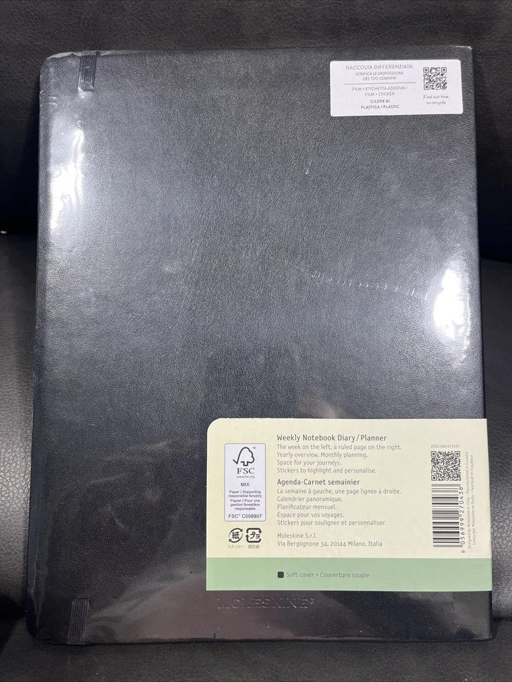 Moleskine Classic 2025 Weekly Planner – 12-Month, Soft Cover, 3.5″ x 5.5