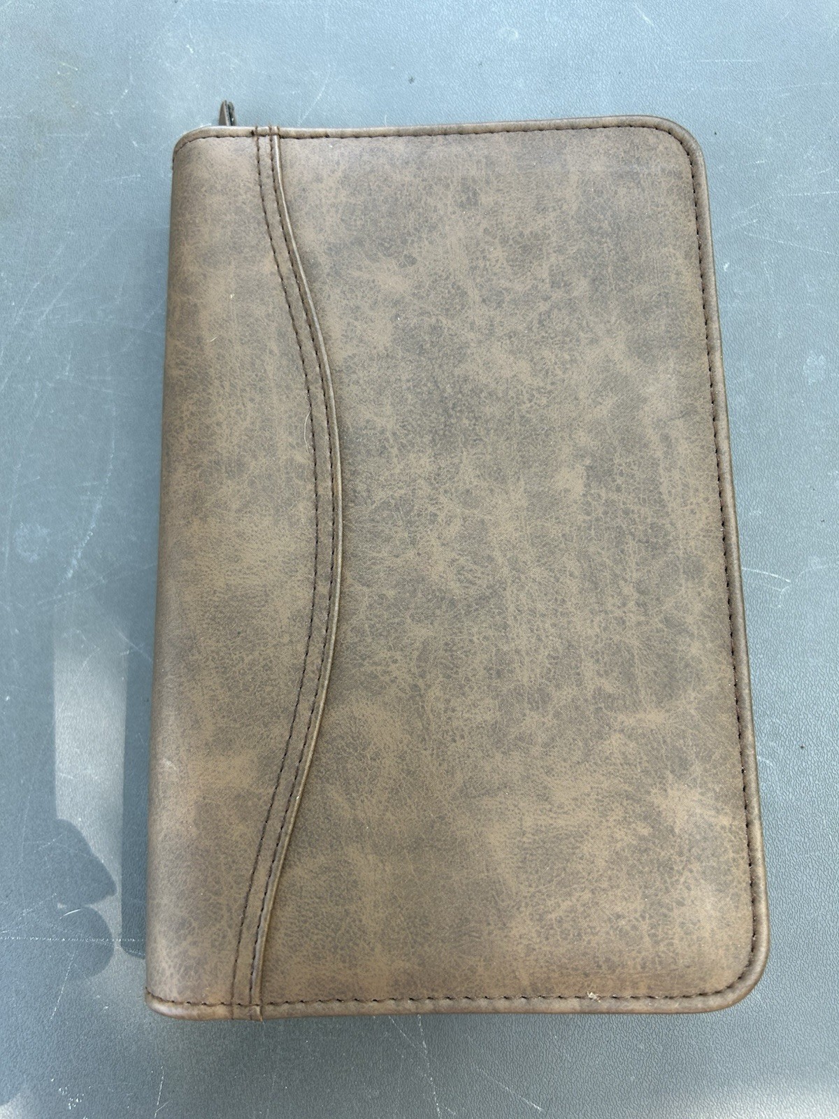 Vintage Day-Timer Brown Faux Leather Planner 6 Ring with Inserts Zip Around