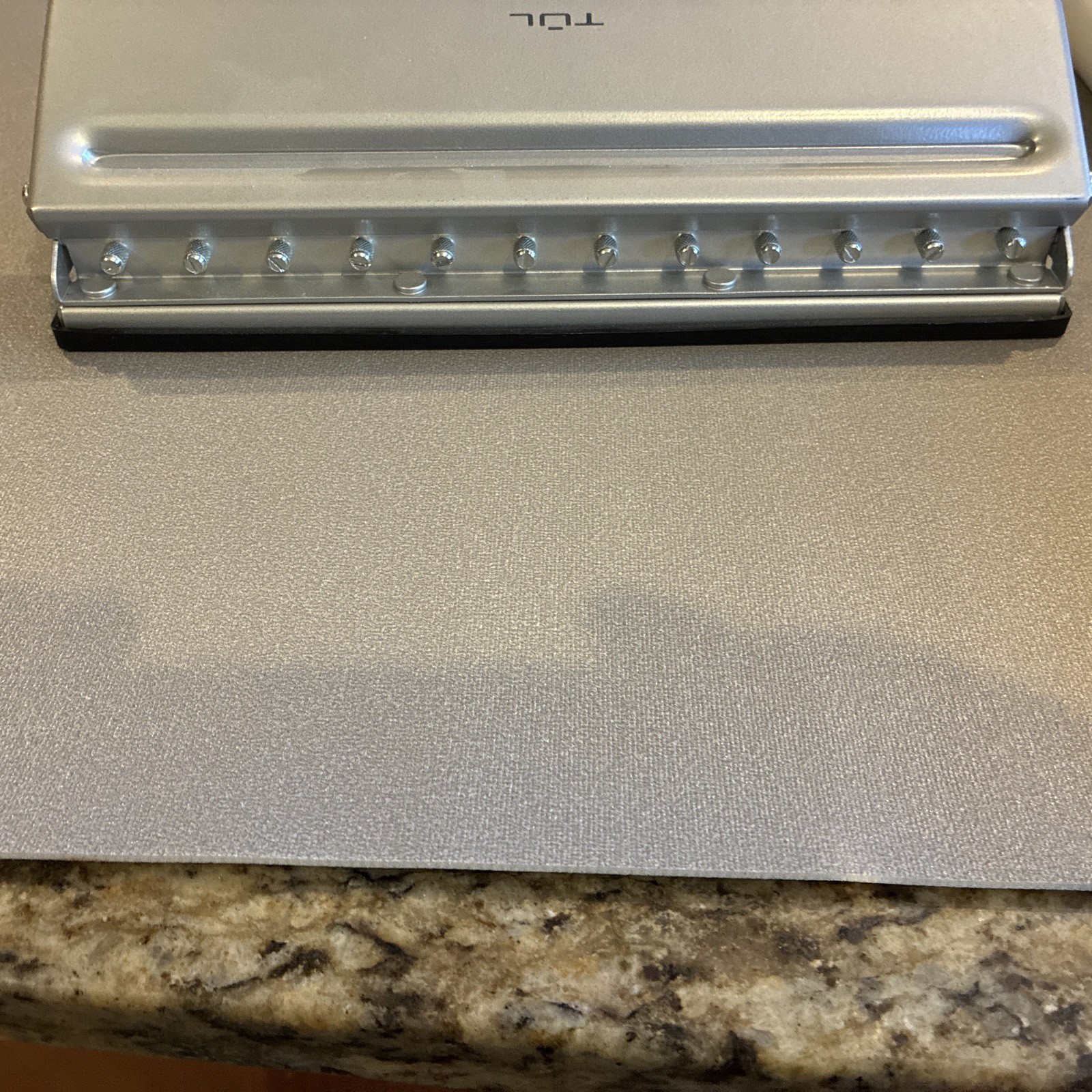 TUL Custom Note-Taking System 12-Hole Discbound Paper Punch – gently used