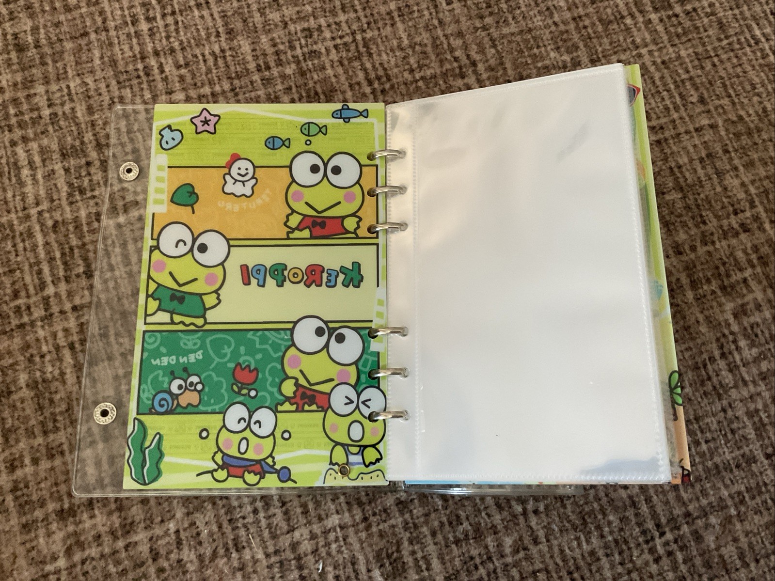 B6 Keroppi Shaker Notebook With Clear Protector And Grid Paper Refills