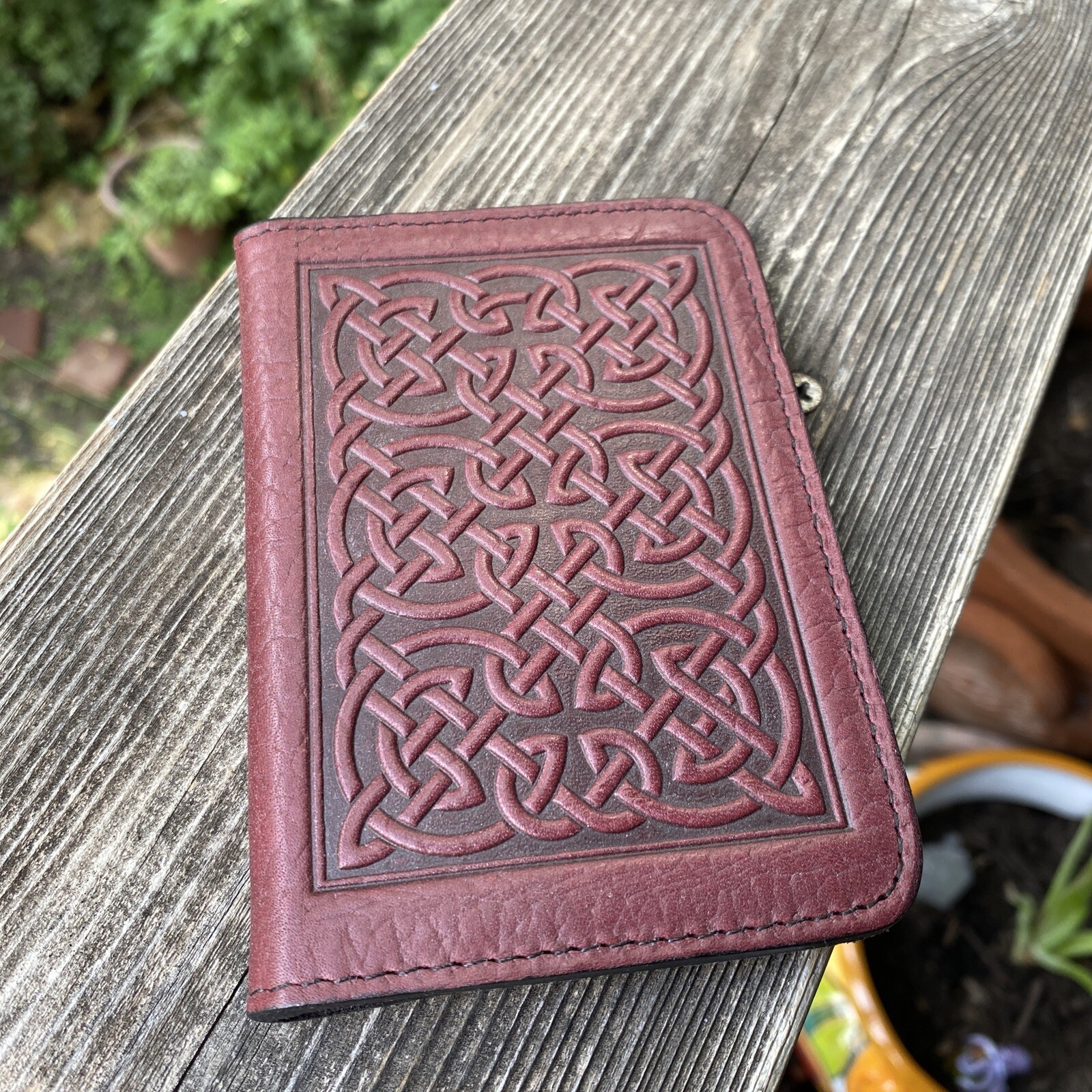 Oberon Leather Card Keeper Maroon Celtic Design 4 X 3”